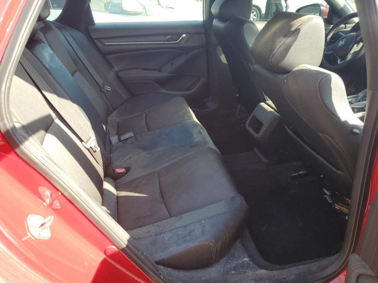 2018 Honda Accord Sport VIN: 1HGCV1F39JA156377 Lot: 90424475