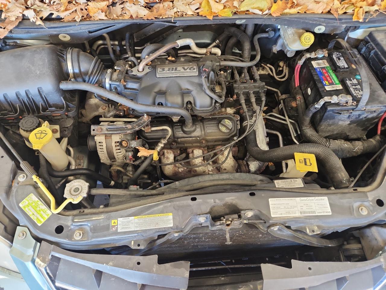 2008 Chrysler Town & Country Touring VIN: 2A8HR54P28R841227 Lot: 90700765