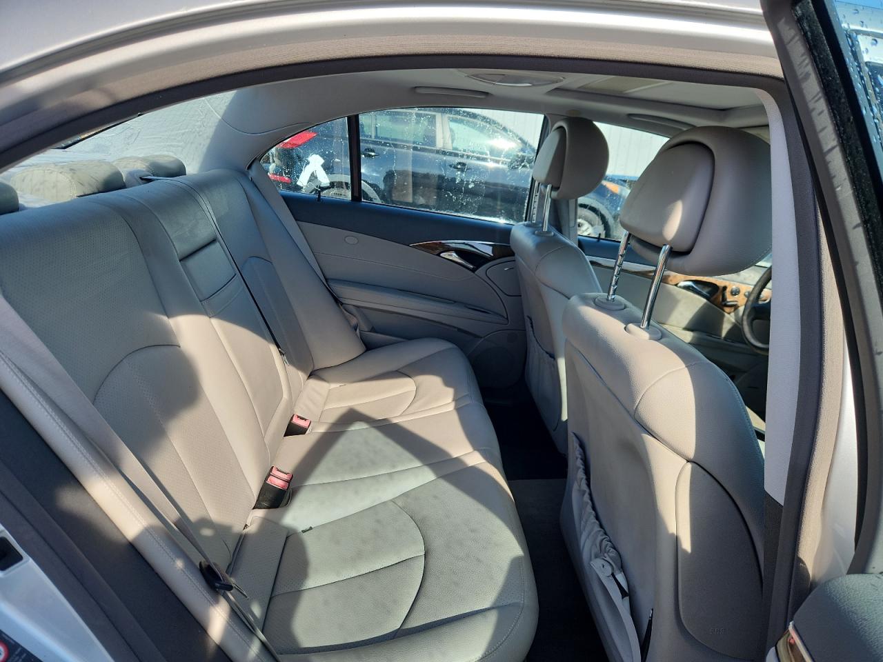 2008 Mercedes-Benz E 350 VIN: WDBUF56X88B216825 Lot: 91036735