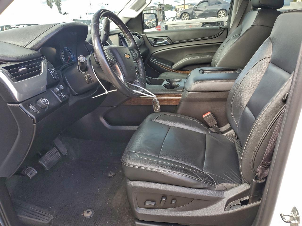 2017 Chevrolet Tahoe C1500 Lt VIN: 1GNSCBKC3HR328255 Lot: 93781845