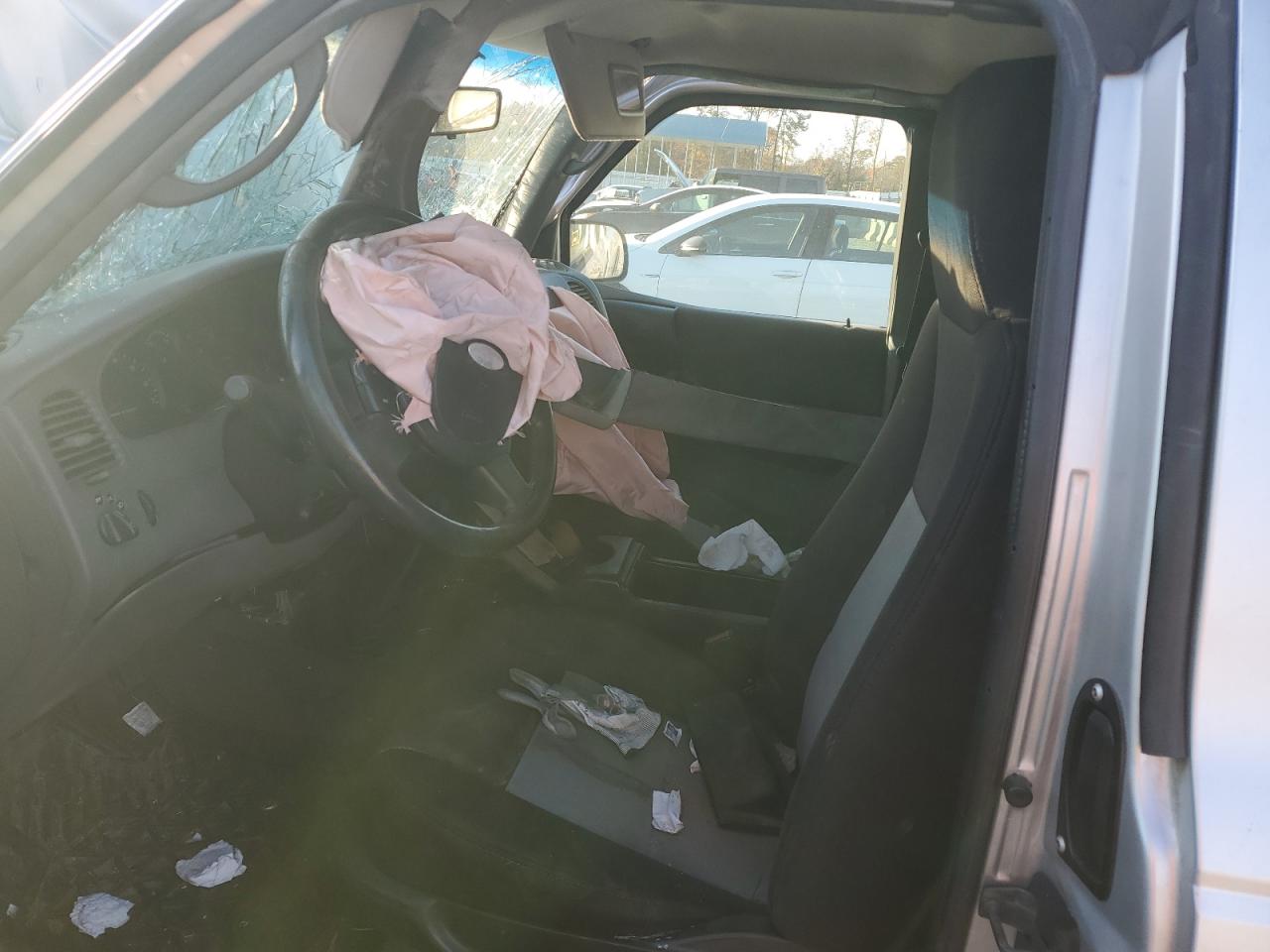 2004 Ford Ranger Super Cab VIN: 1FTZR45E04PA70880 Lot: 92608835