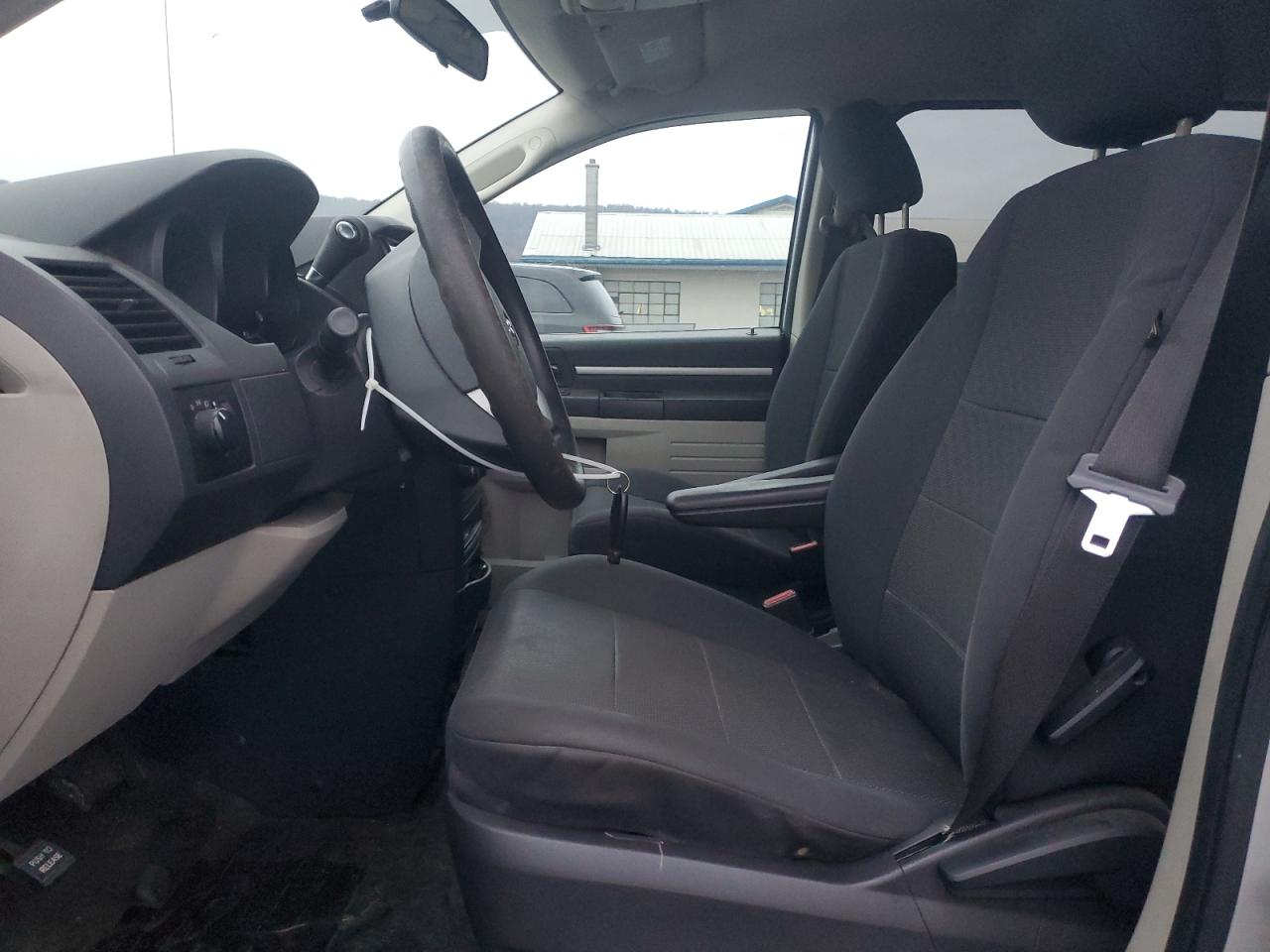 2009 Dodge Grand Caravan C/V VIN: 2D8HN11E59R646322 Lot: 93632965