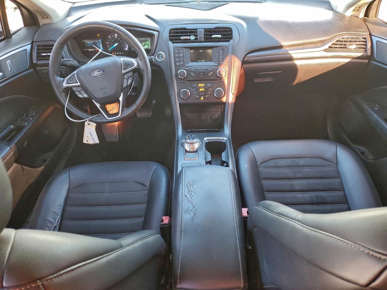 2018 Ford Fusion Se Hybrid VIN: 3FA6P0LU7JR219839 Lot: 91792235