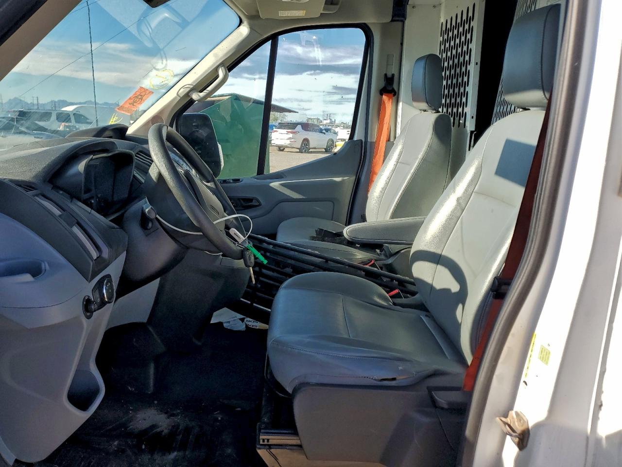 2019 Ford Transit T-150 VIN: 1FTYE2CM0KKB52088 Lot: 94161535