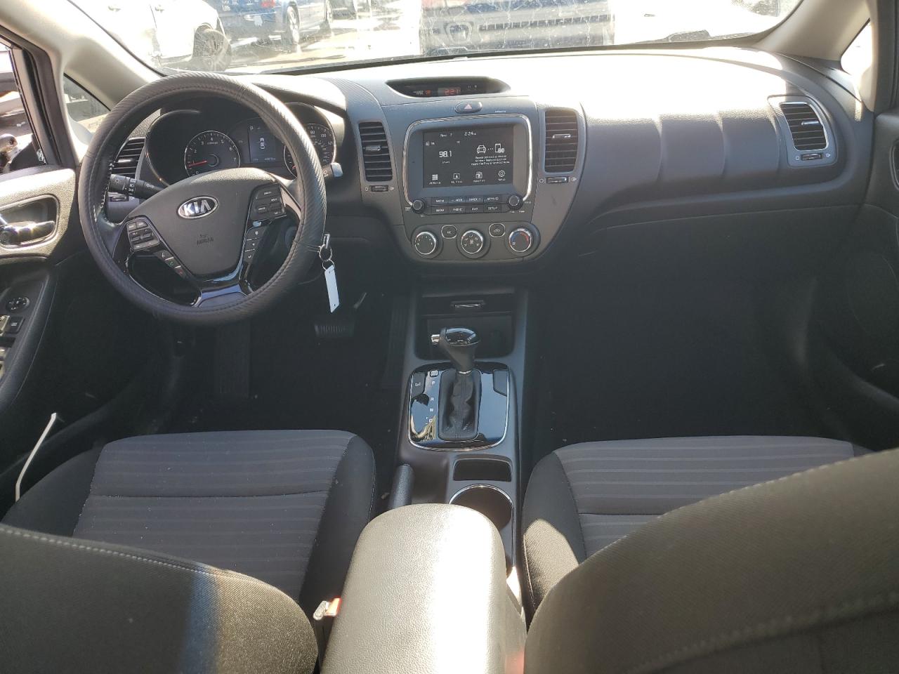 2017 Kia Forte Lx VIN: 3KPFL4A74HE047510 Lot: 92062015