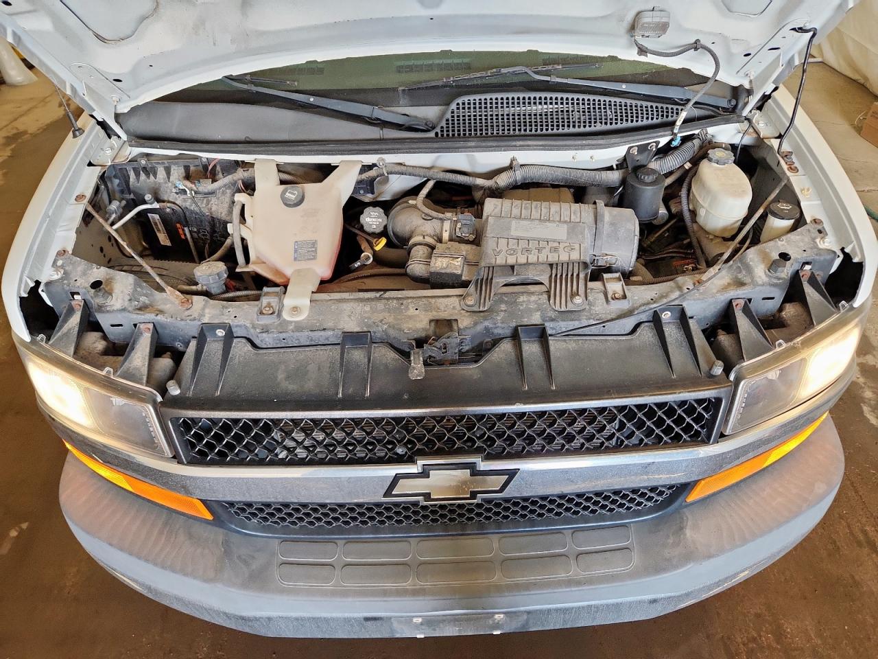 2017 Chevrolet Express G2500 Lt VIN: 1GAWGFFFXH1204811 Lot: 92673835