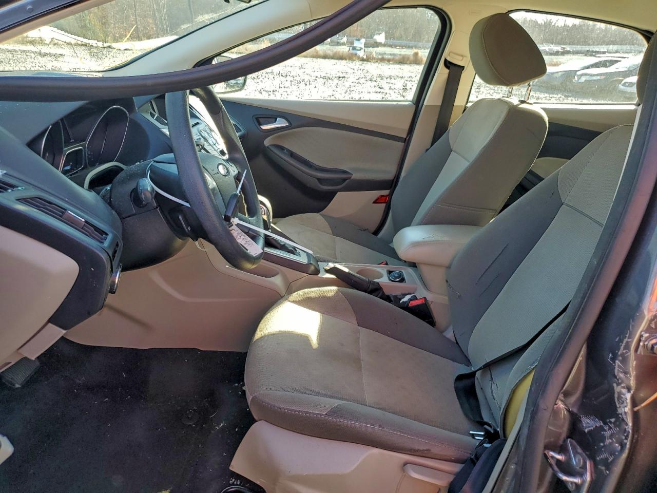 2014 Ford Focus Se VIN: 1FADP3F28EL425338 Lot: 94059915