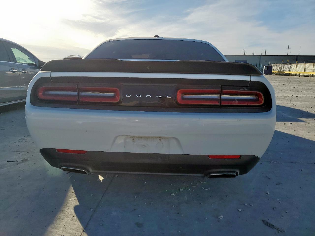 2018 Dodge Challenger Sxt VIN: 2C3CDZAG6JH178613 Lot: 92116865