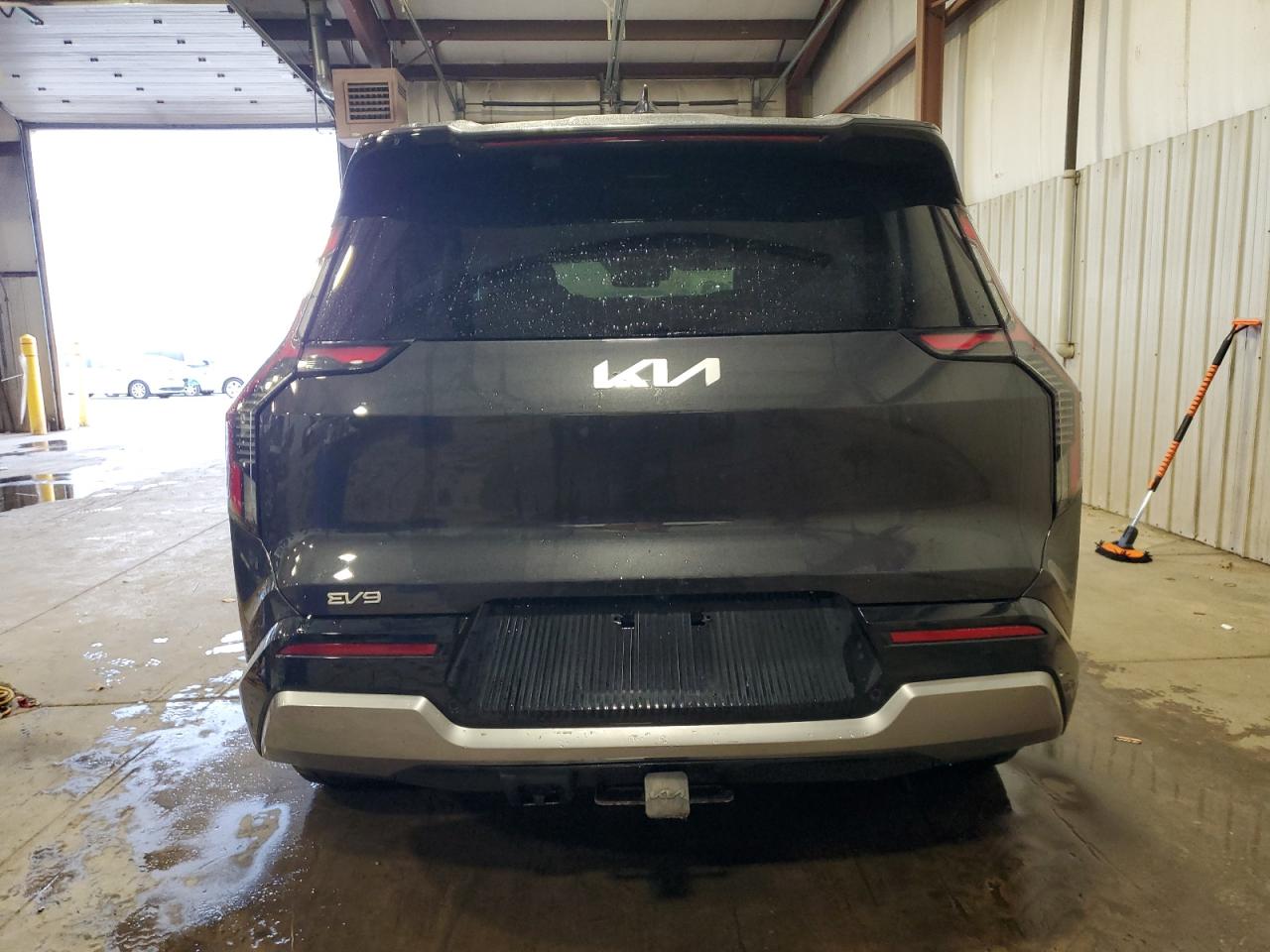 2024 Kia Ev9 Land VIN: KNDADFS59R6028183 Lot: 92715405