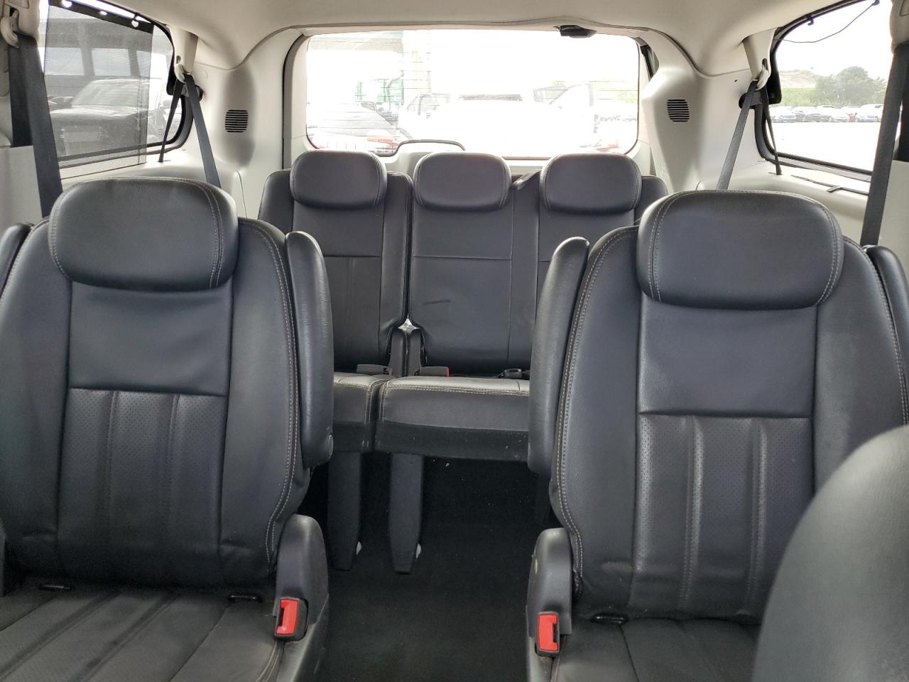 2010 Chrysler Town & Country Touring Plus VIN: 2A4RR8DX2AR366305 Lot: 91039385