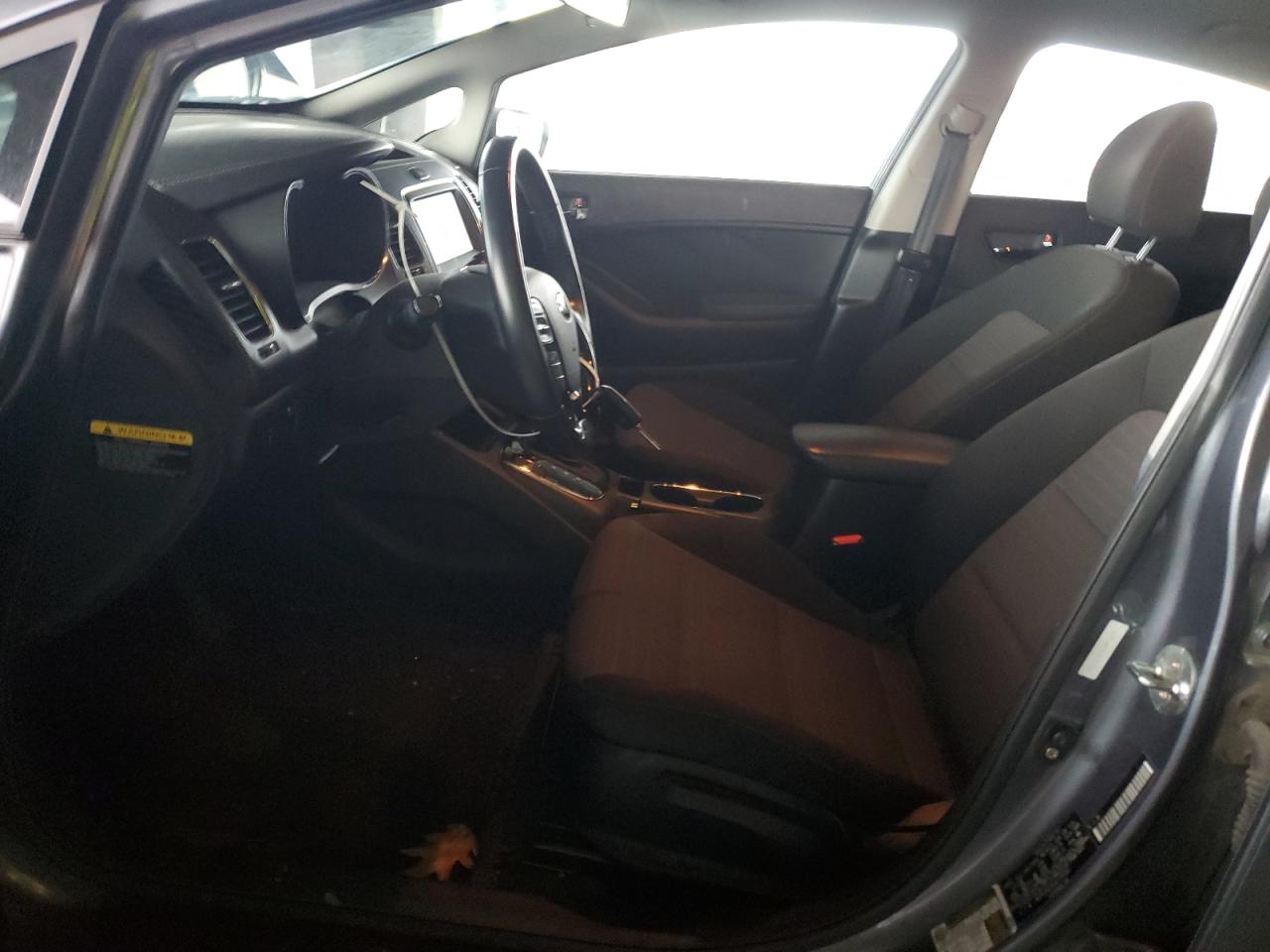 2018 Kia Forte Lx VIN: 3KPFL4A7XJE176552 Lot: 92746685