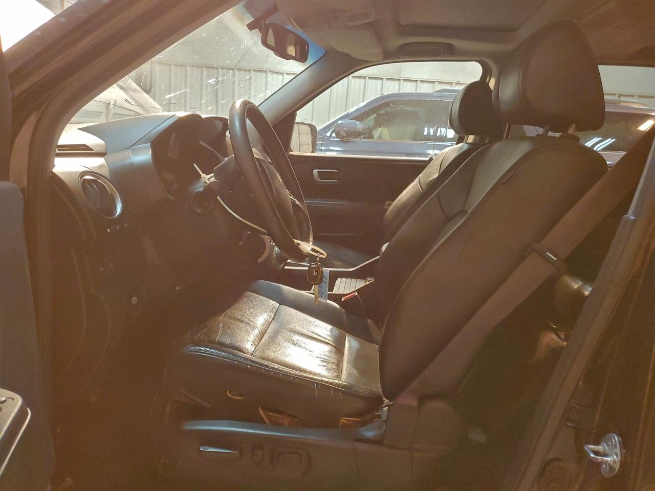 2011 Honda Pilot Touring VIN: 5FNYF3H95BB002207 Lot: 93767305