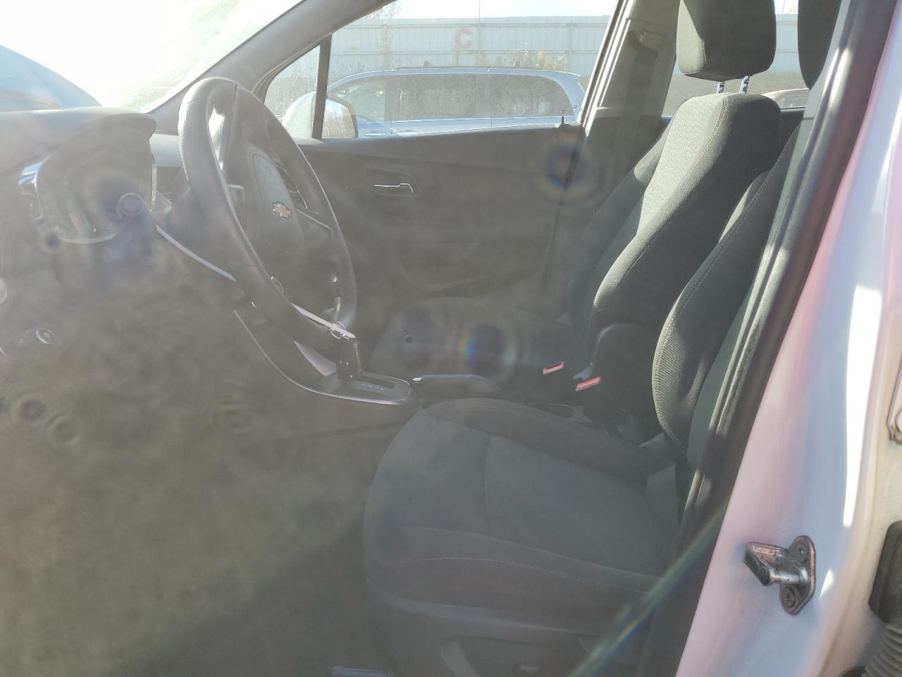 2017 Chevrolet Trax Ls VIN: 3GNCJKSB0HL283445 Lot: 90981535