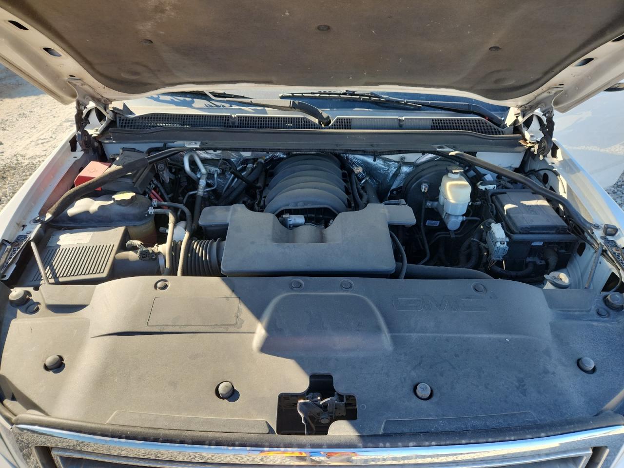 2015 GMC Yukon Xl C1500 Sle VIN: 1GKS1GKC4FR269892 Lot: 91434105