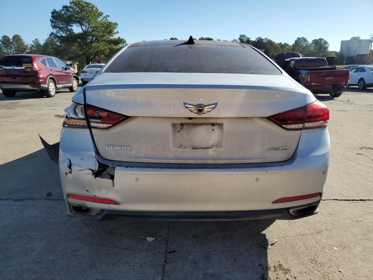 2015 Hyundai Genesis 3.8L VIN: KMHGN4JE6FU072836 Lot: 92810125