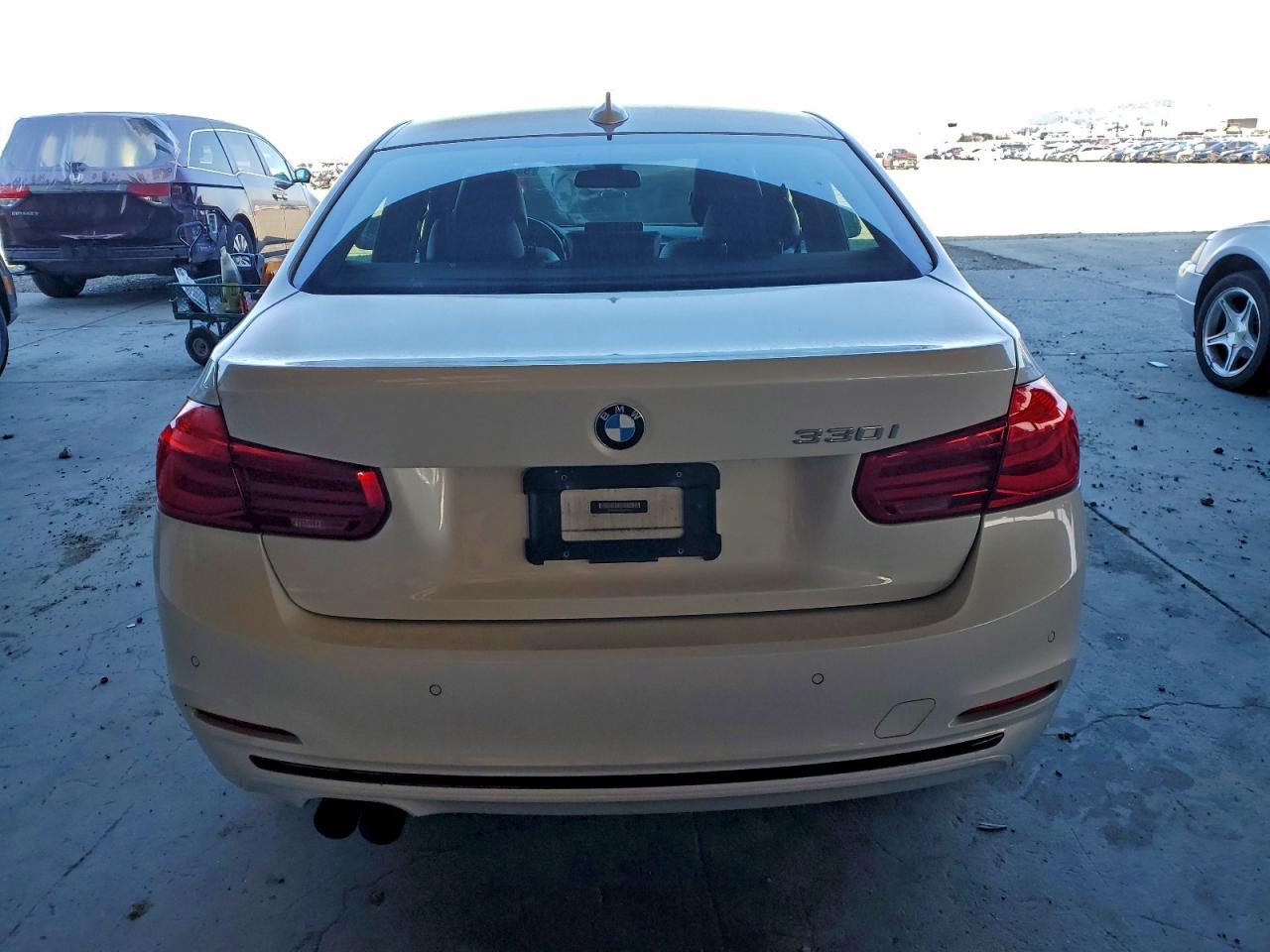 2017 BMW 330 I VIN: WBA8B9C5XHK884471 Lot: 93325535