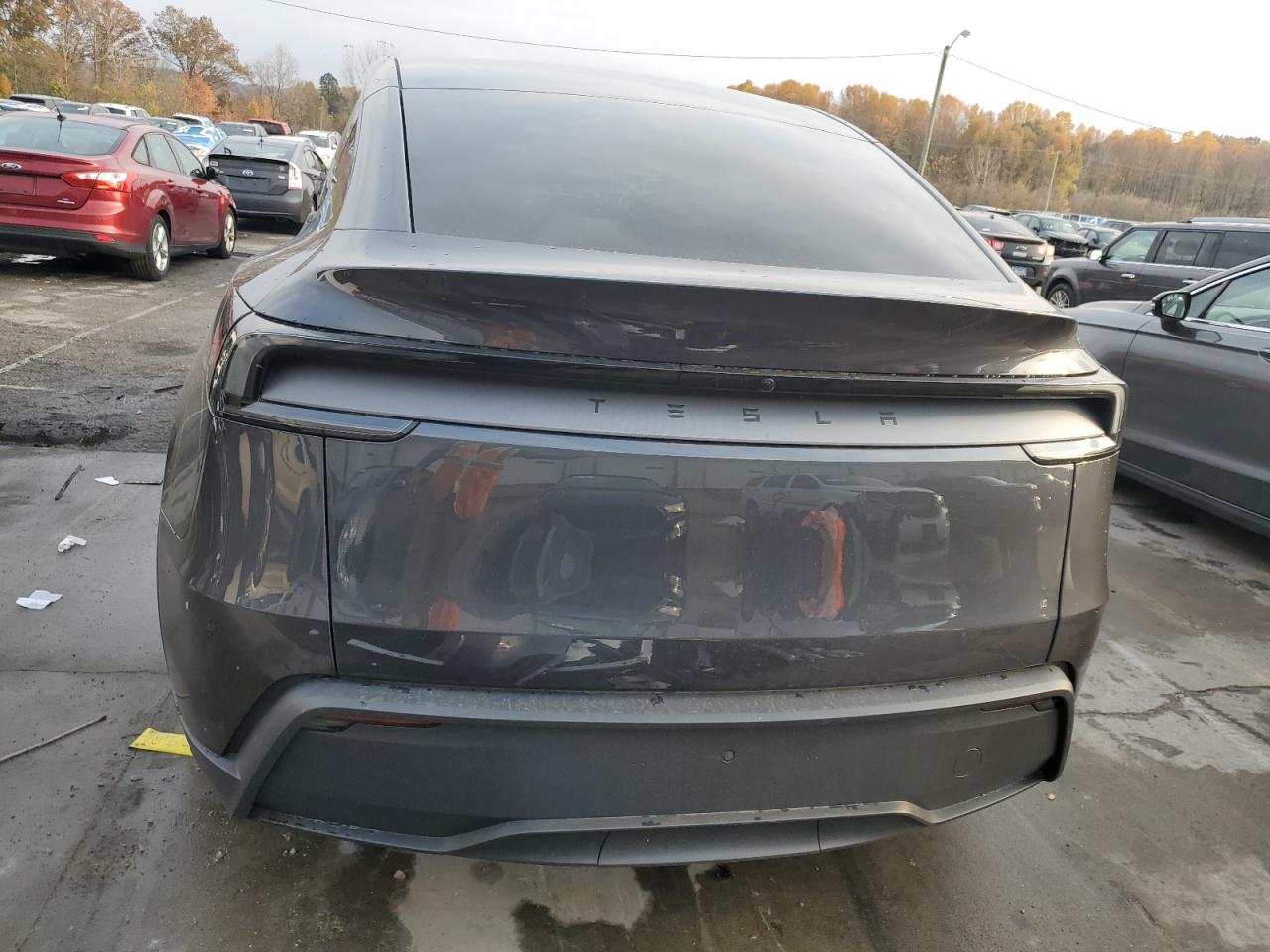 2026 Tesla Model Y VIN: 7SAYGDED1TA484008 Lot: 91659095