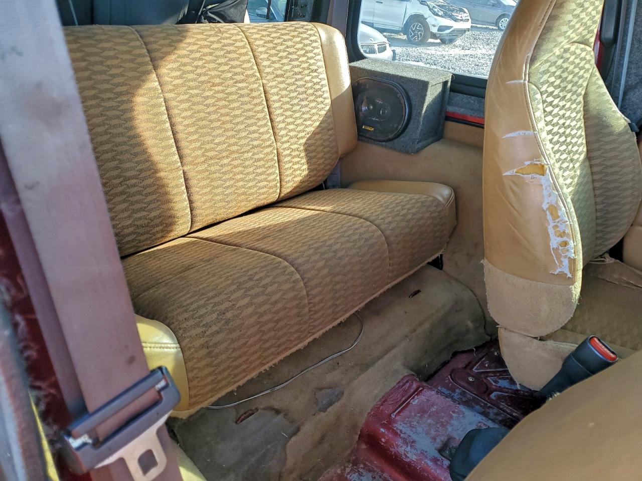 1998 Jeep Wrangler / Tj Se VIN: 1J4FY29P6WP767635 Lot: 94601035