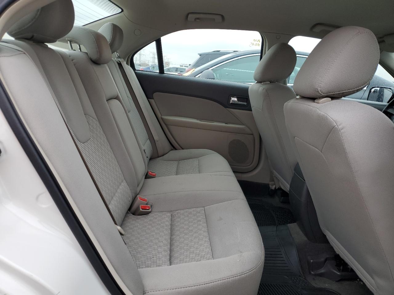 2011 Ford Fusion S VIN: 3FAHP0GA7BR316792 Lot: 93182395