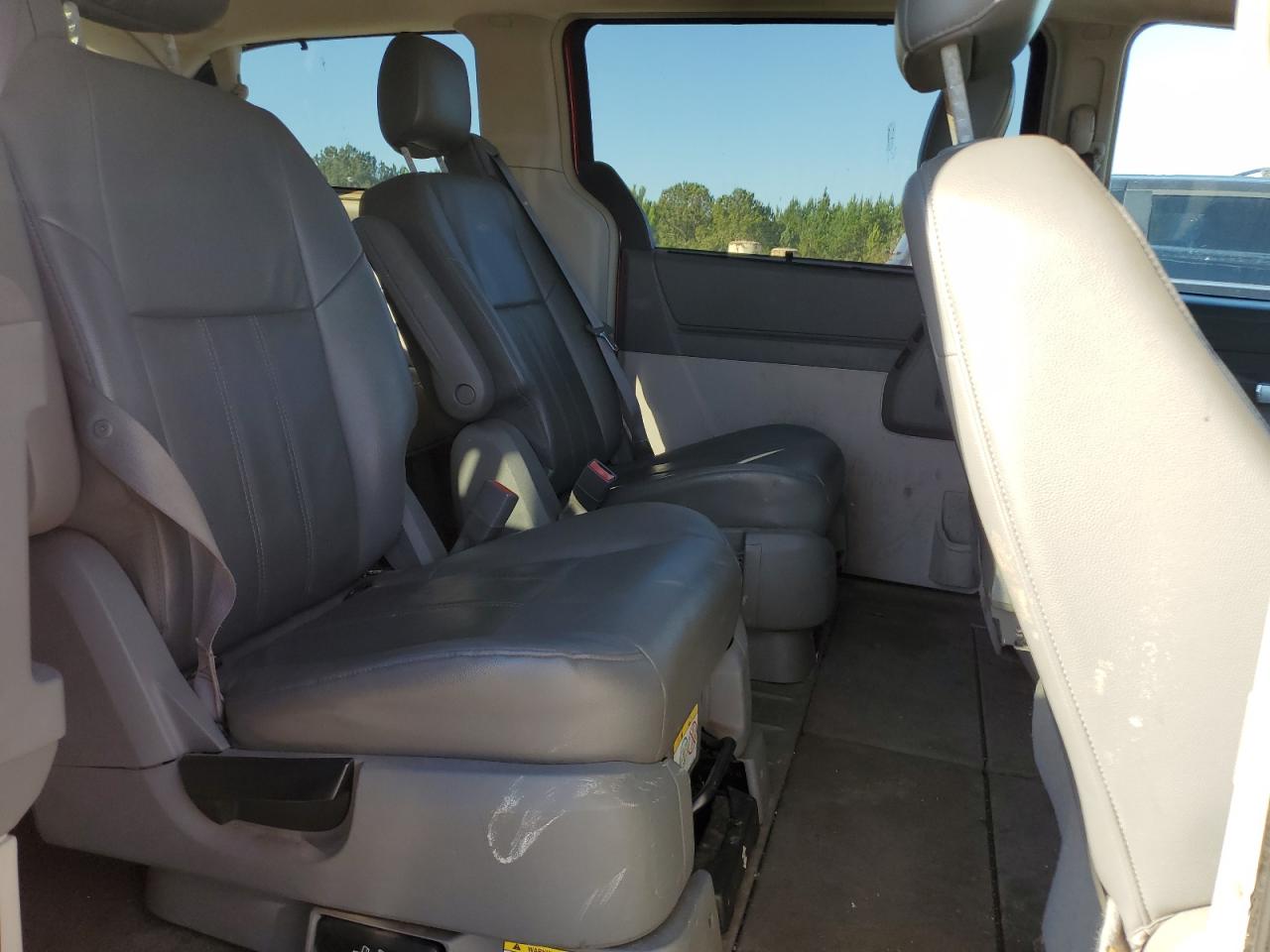 2008 Chrysler Town & Country Touring VIN: 2A8HR54P08R124972 Lot: 90713205