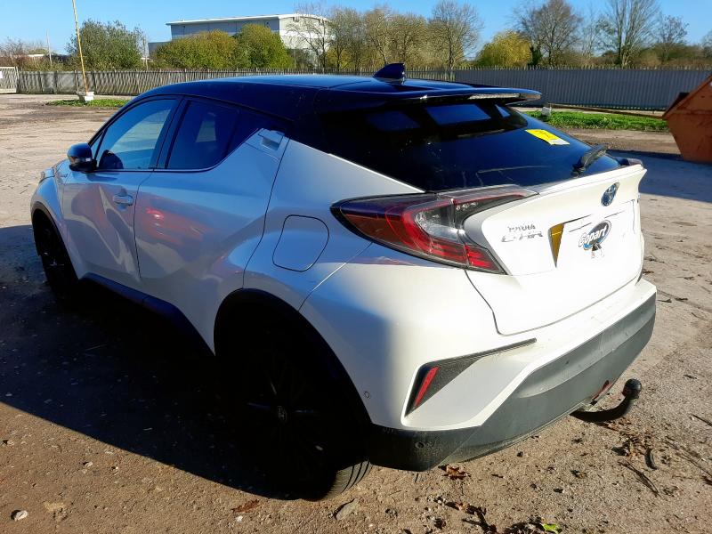 2017 TOYOTA C-HR 1.8 HYBRID DYNAMIC 5DR CVT