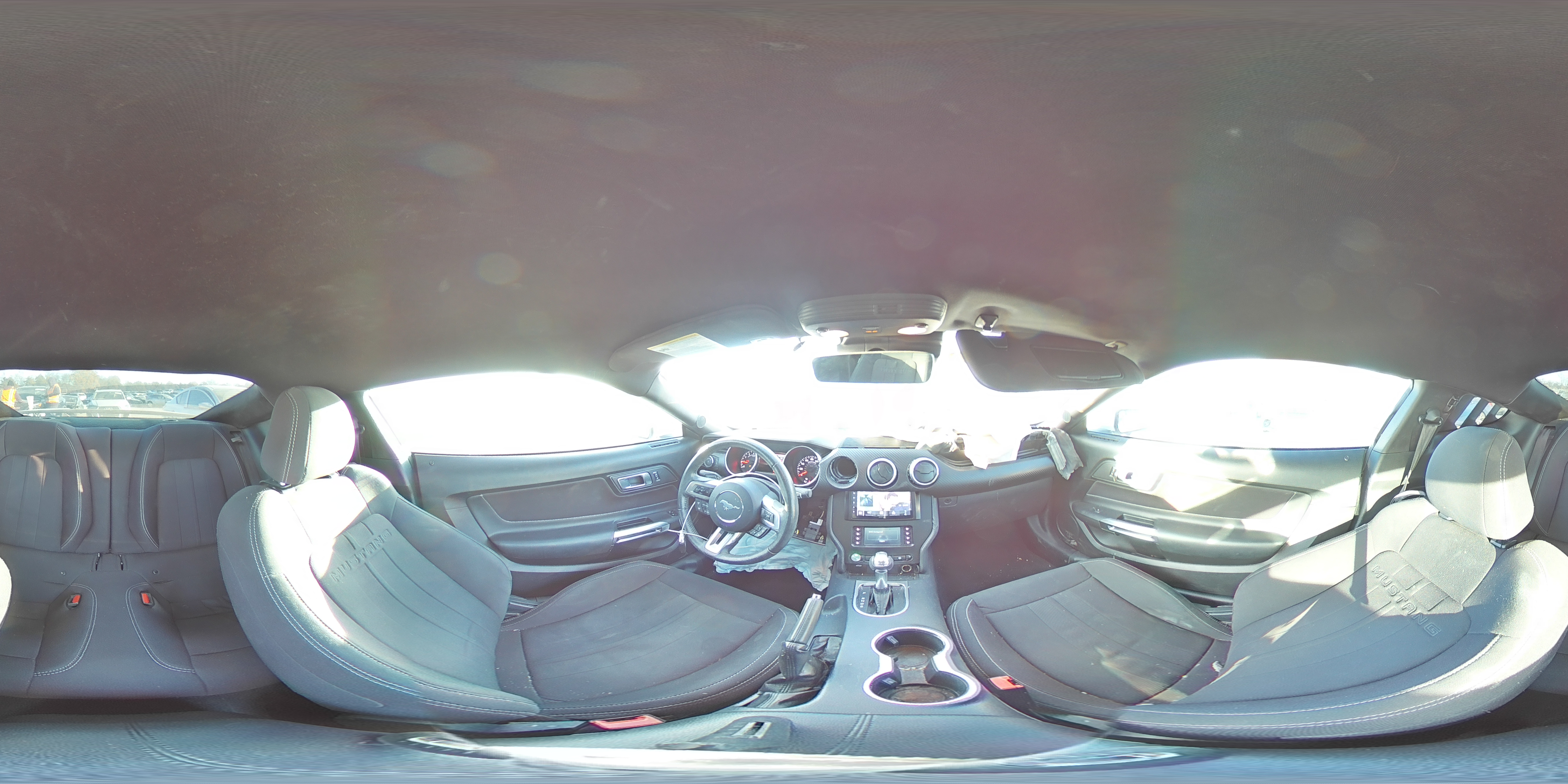 2022 Ford Mustang VIN: 1FA6P8TH3N5142106 Lot: 92404735