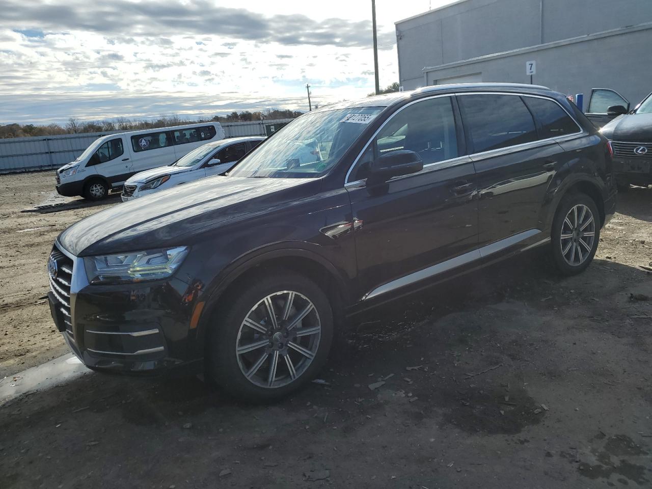 2017 Audi Q7 Premium Plus VIN: WA1LAAF72HD002688 Lot: 92127055