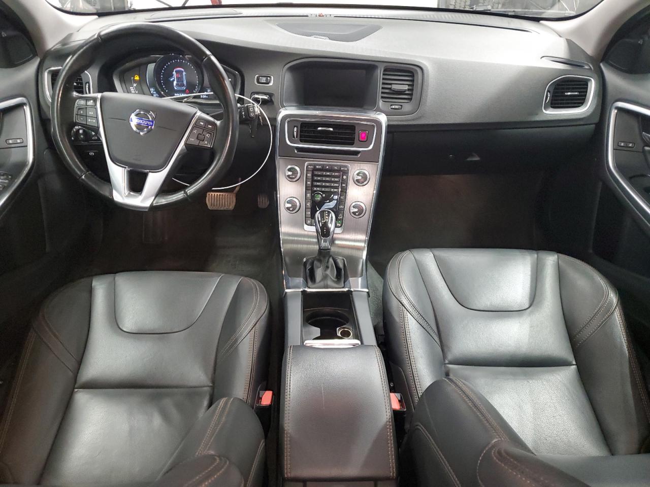 2016 Volvo V60 Cross Country Platinum VIN: YV4612HM3G1013644 Lot: 93874325