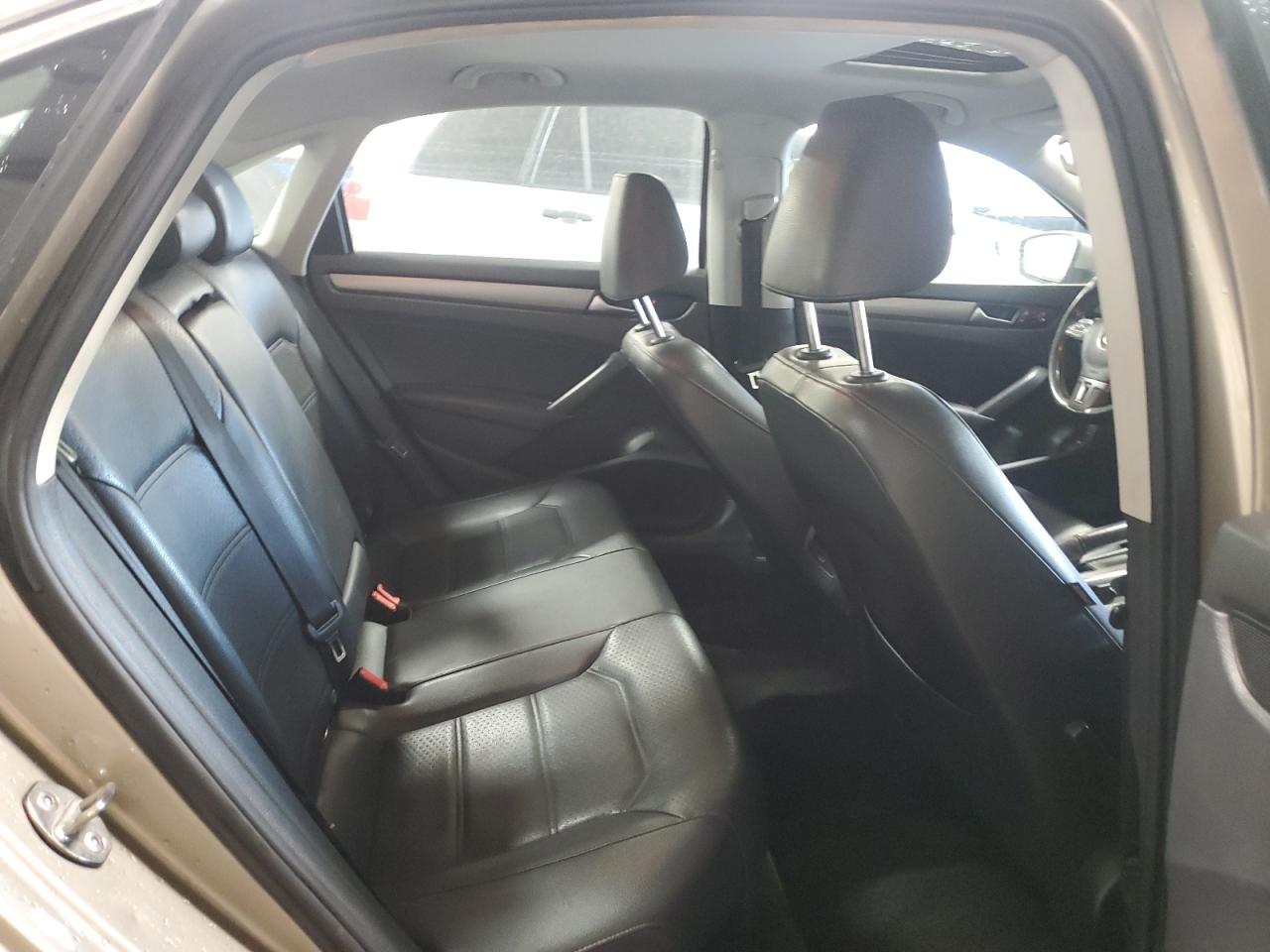 2015 Volkswagen Passat Se VIN: 1VWBV7A31FC065715 Lot: 92909525