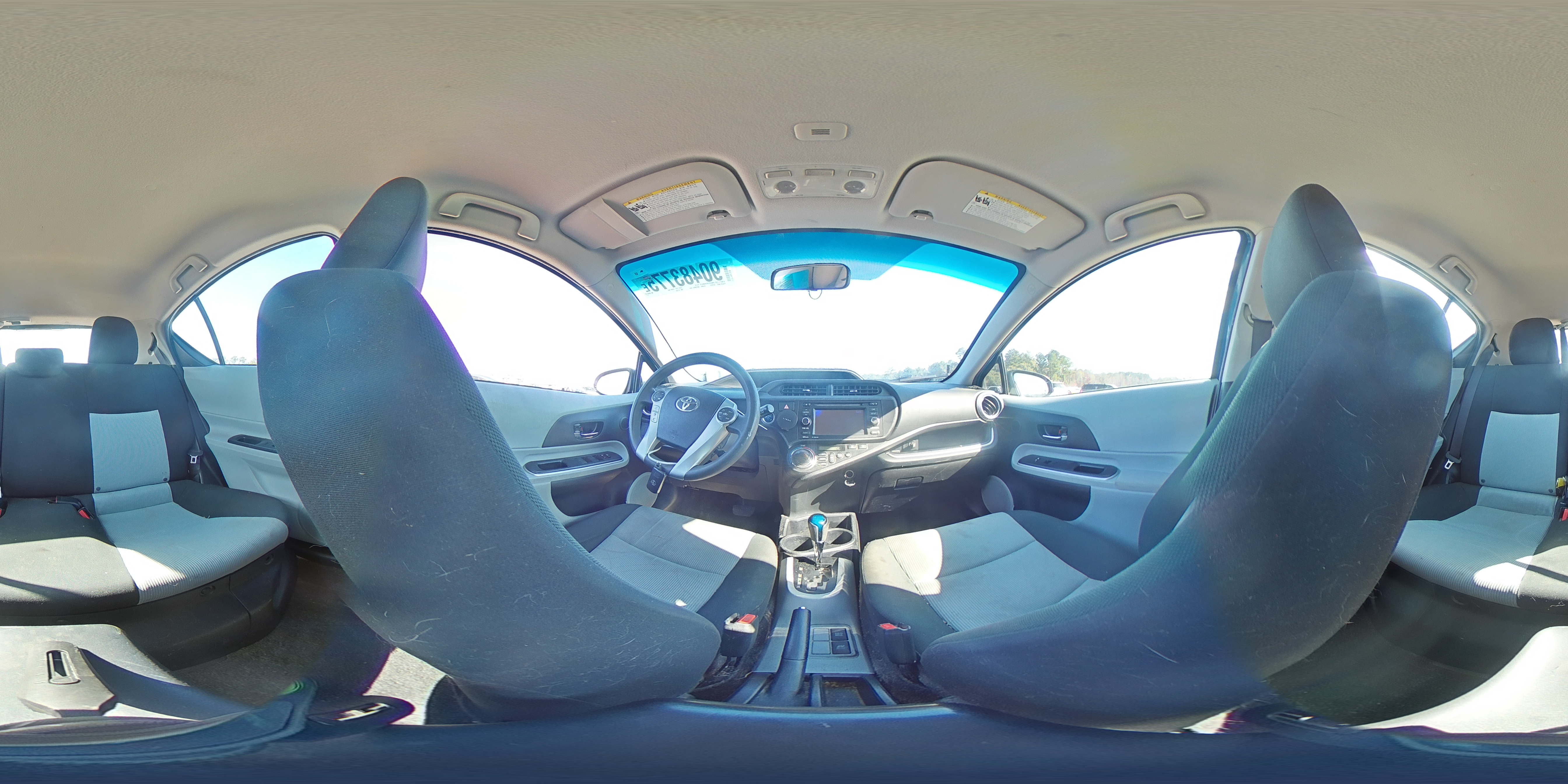 2014 Toyota Prius C VIN: JTDKDTB39E1571333 Lot: 90483775