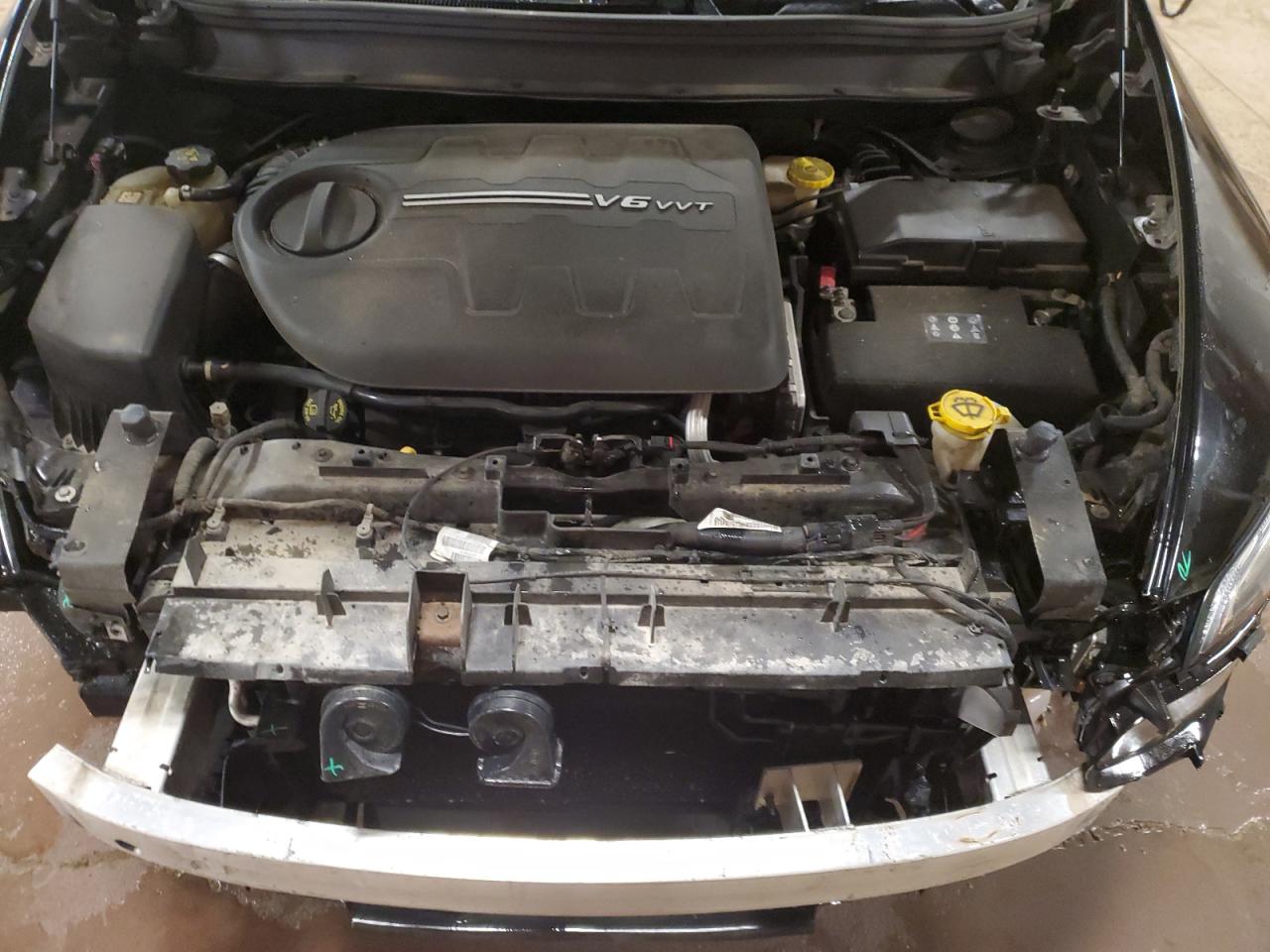 2017 Jeep Cherokee Overland VIN: 1C4PJMJS3HW564916 Lot: 92181315