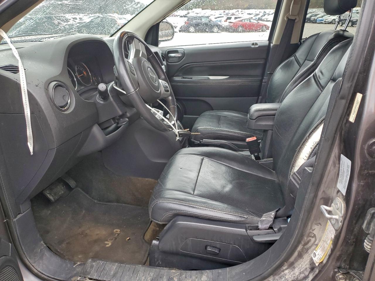 2016 Jeep Compass Latitude VIN: 1C4NJCEA5GD760918 Lot: 94065925