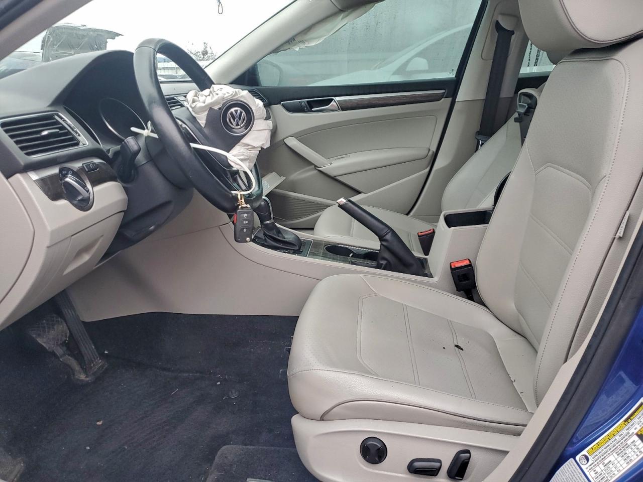 2017 Volkswagen Passat Se VIN: 1VWBT7A34HC014623 Lot: 93970185