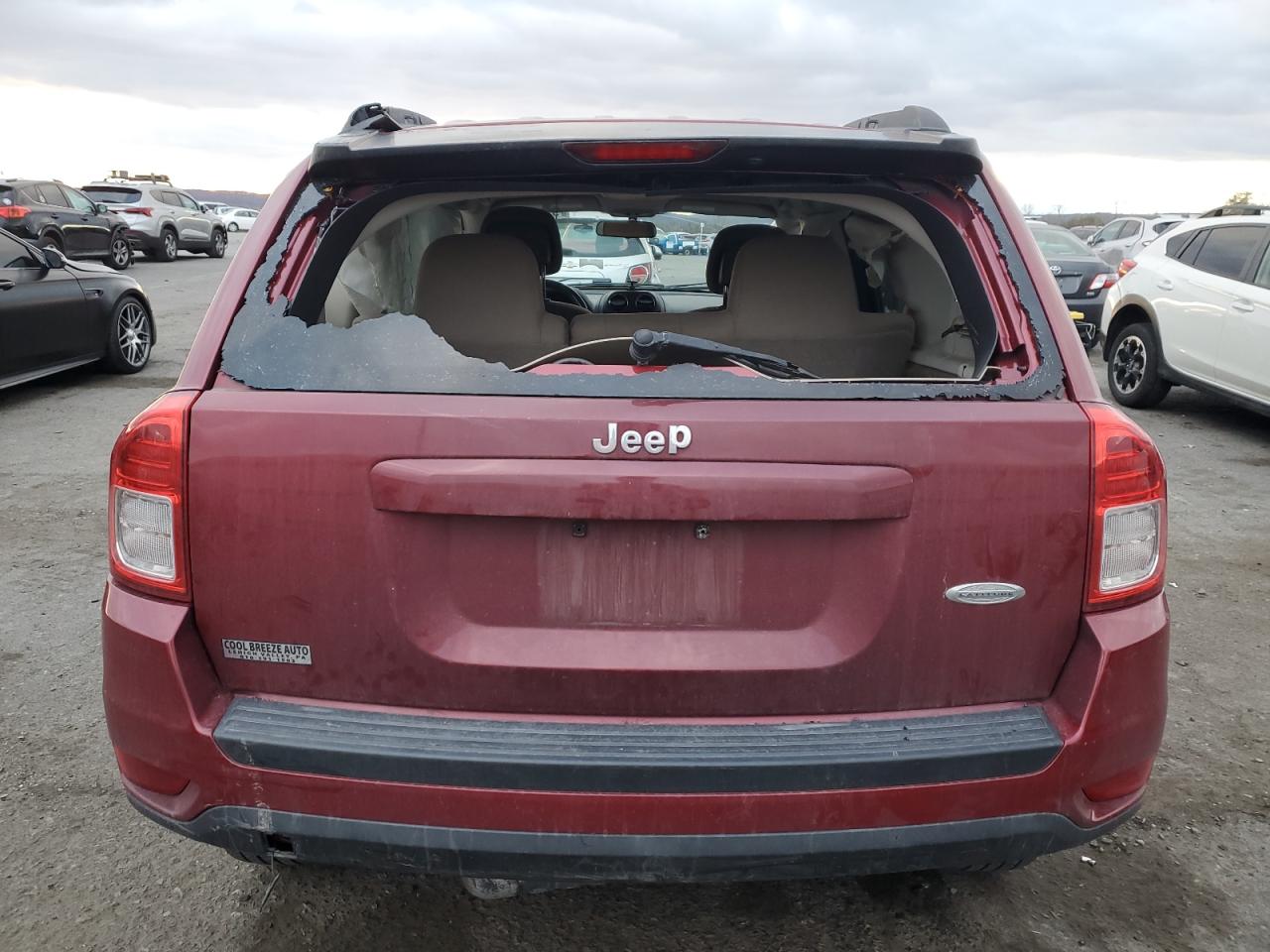 2012 Jeep Compass Latitude VIN: 1C4NJCEB8CD616606 Lot: 92910625