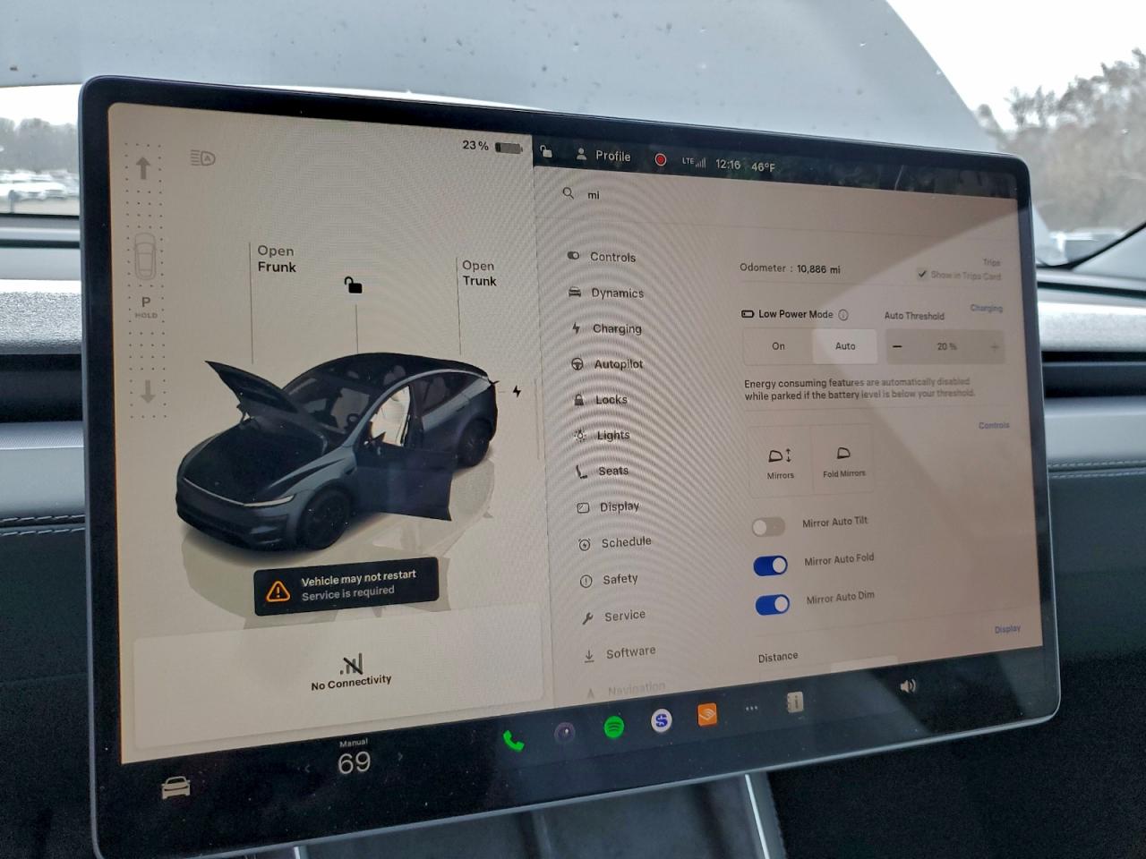 2026 Tesla Model Y VIN: 7SAYGDEEXTF330408 Lot: 93757445