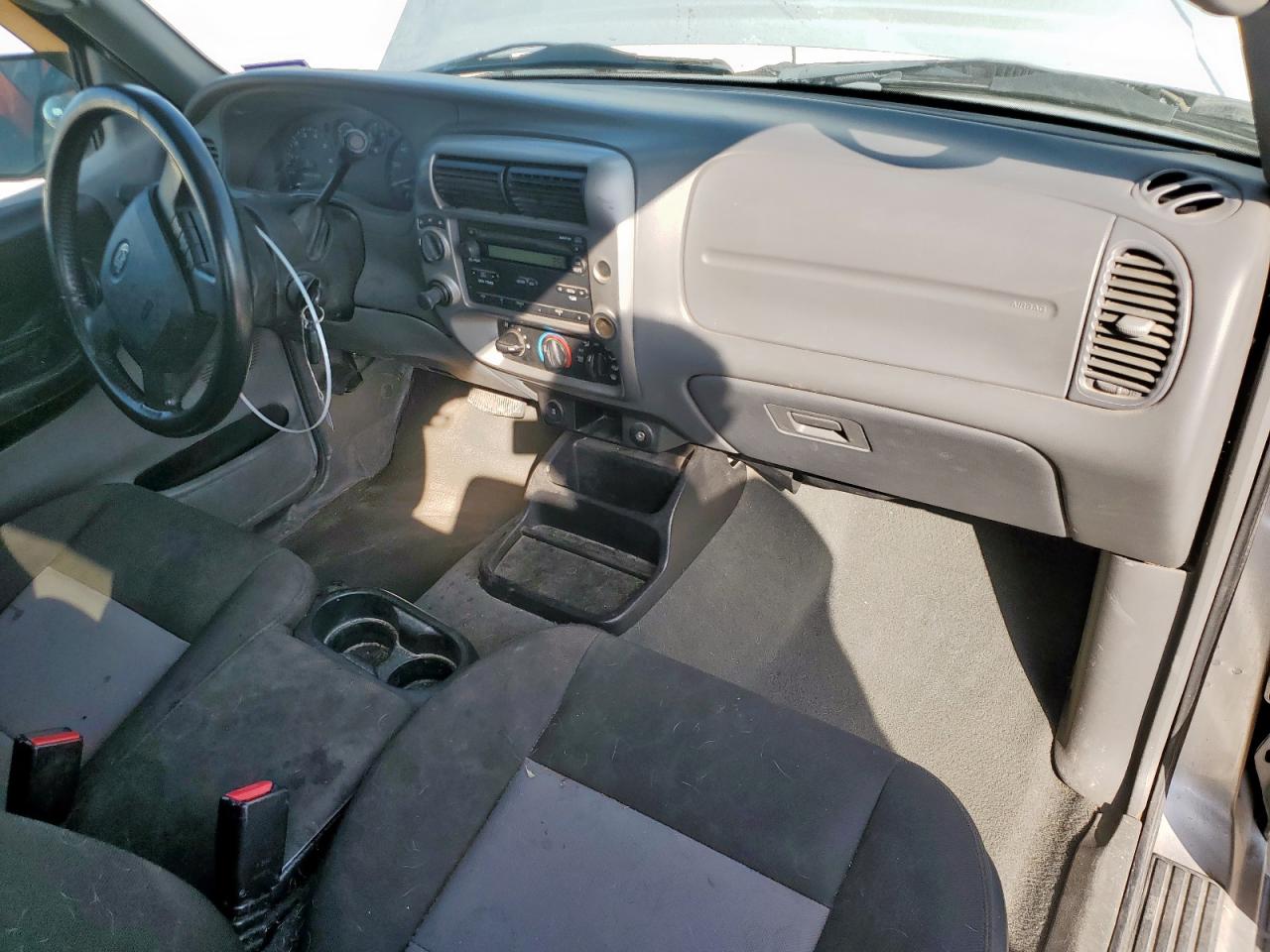 2010 Ford Ranger Super Cab VIN: 1FTLR4FE4APA01156 Lot: 93235755