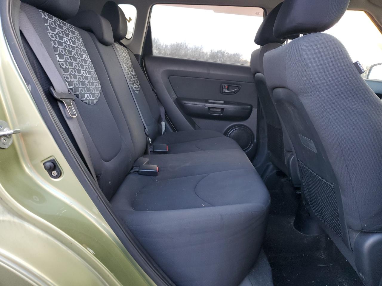 2011 Kia Soul + VIN: KNDJT2A24B7330273 Lot: 93200195