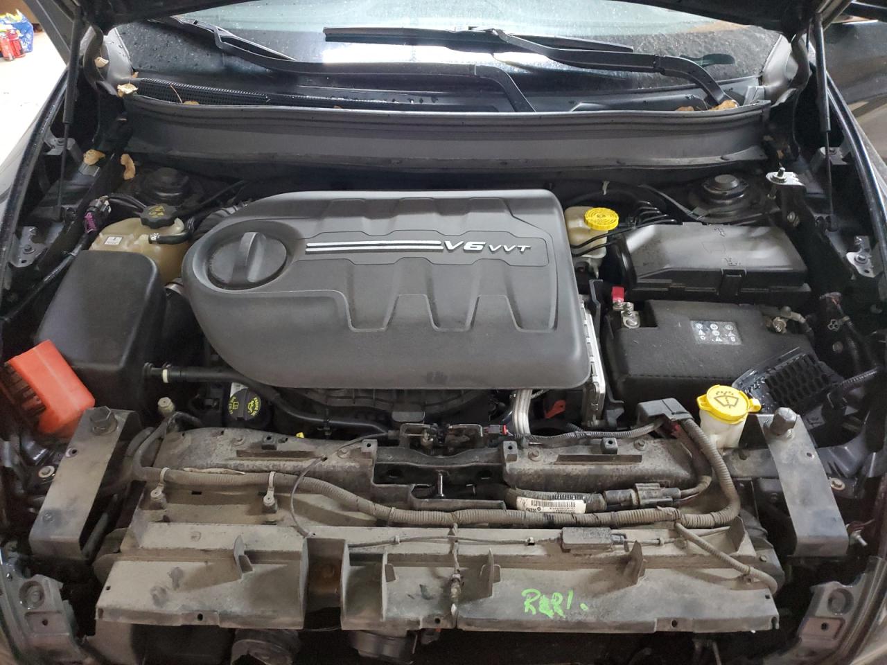 2015 Jeep Cherokee Latitude VIN: 1C4PJMCS7FW501800 Lot: 90997325