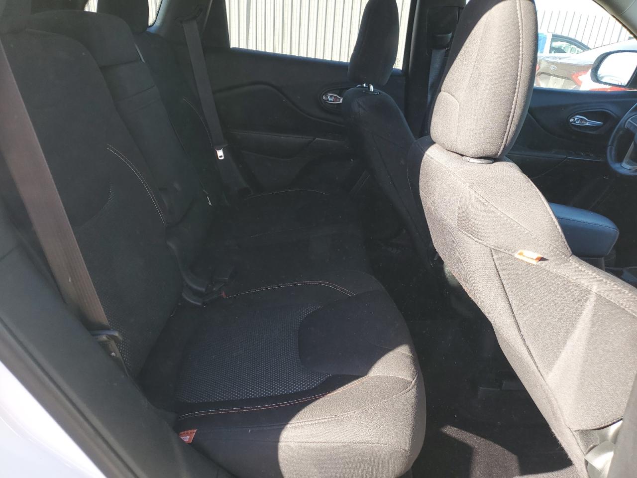 2016 Jeep Cherokee Latitude VIN: 1C4PJMCS6GW371560 Lot: 91847605