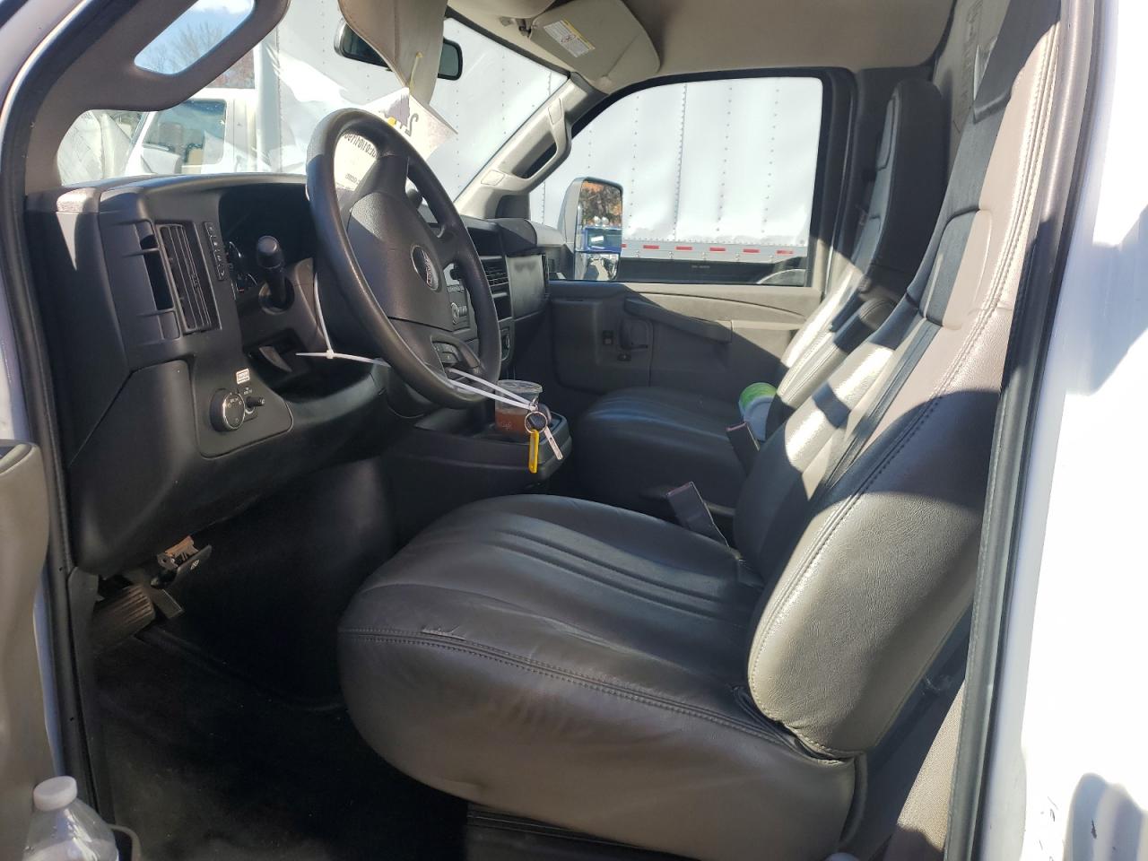 2022 GMC Savana Cut - Delivery Truck VIN: 7GZ37TC79NN011966 Lot: 91908945