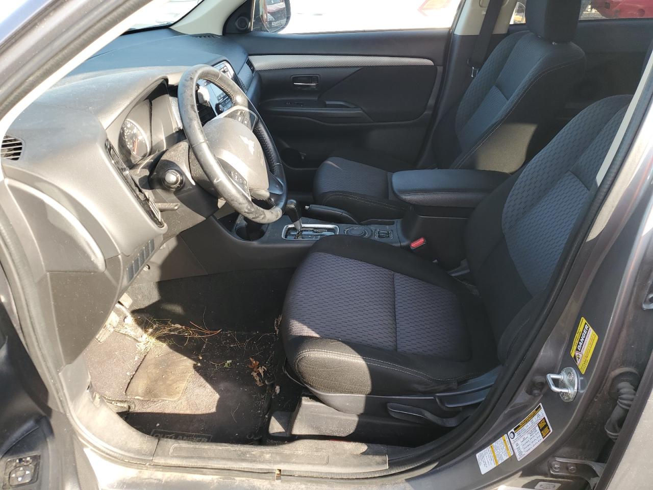 2015 Mitsubishi Outlander Es VIN: JA4AD2A3XFZ601315 Lot: 92439545