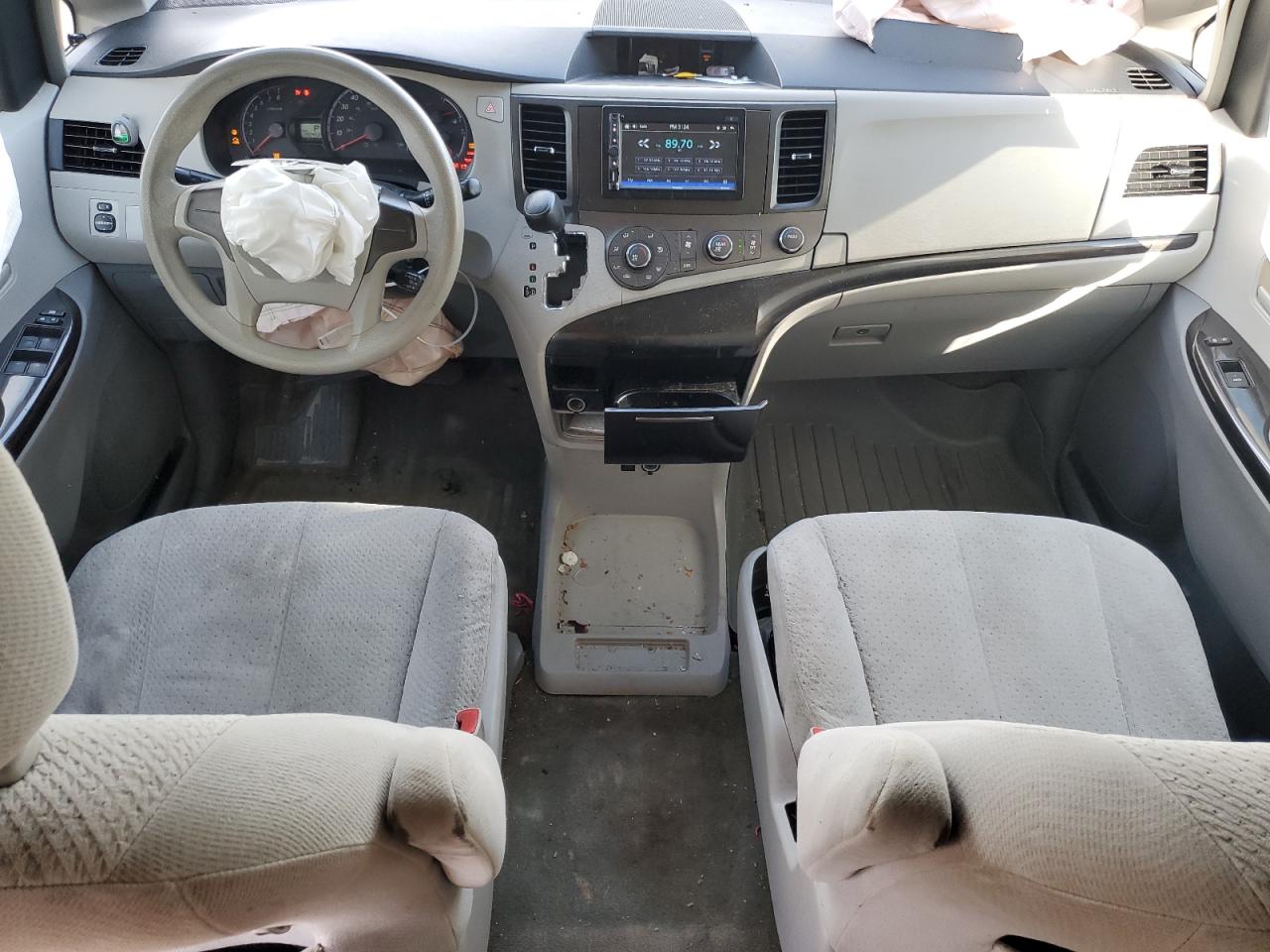 2012 Toyota Sienna Base VIN: 5TDKA3DCXCS013688 Lot: 92910785