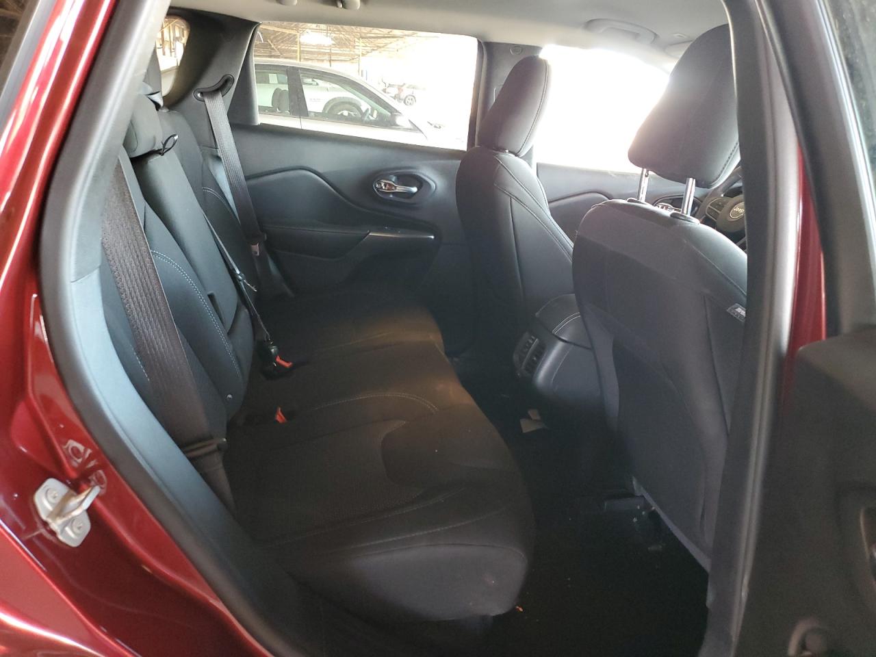 2019 Jeep Cherokee Latitude VIN: 1C4PJLCBXKD457954 Lot: 91769765