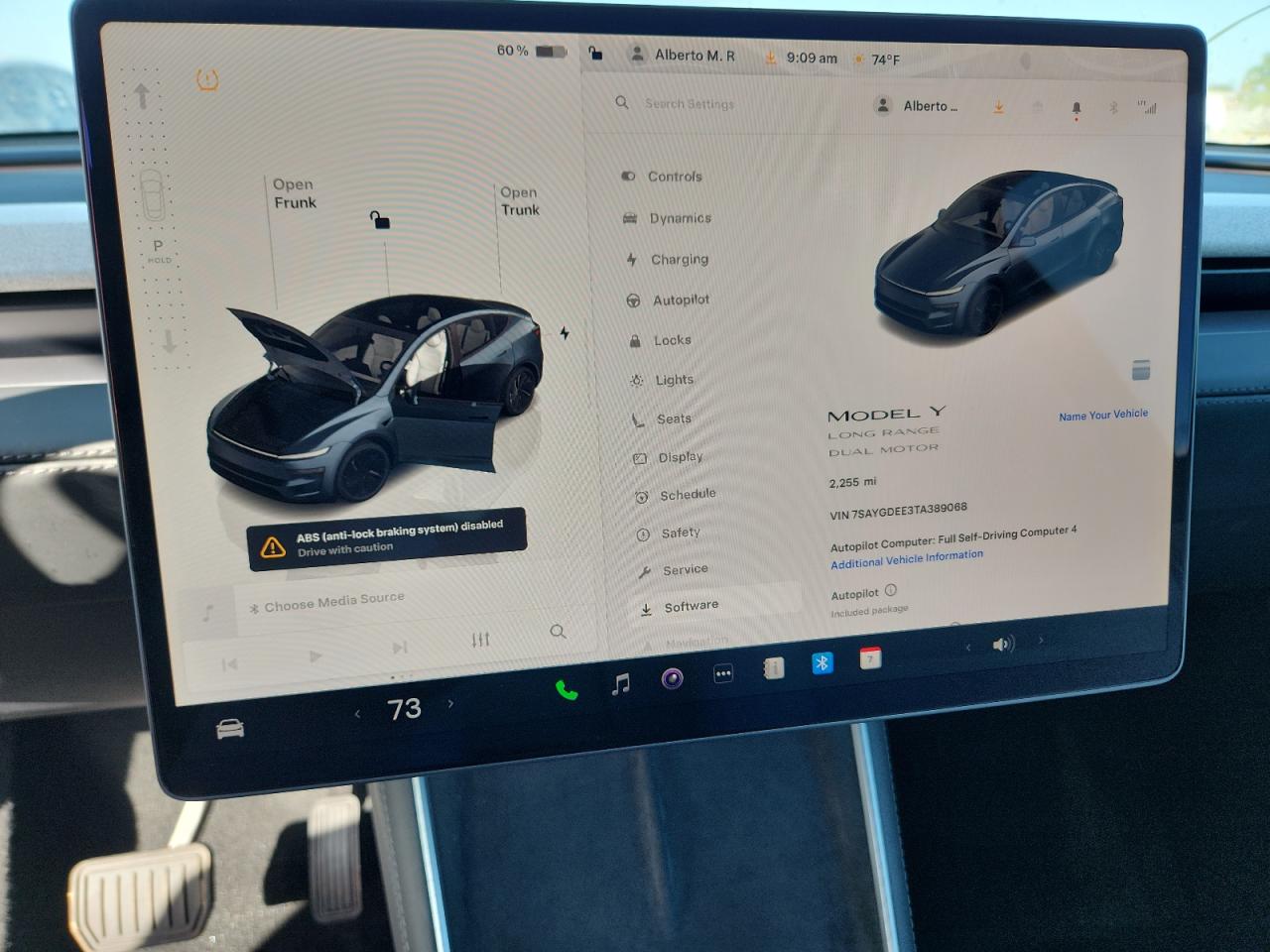 2026 Tesla Model Y VIN: 7SAYGDEE3TA389068 Lot: 90773585