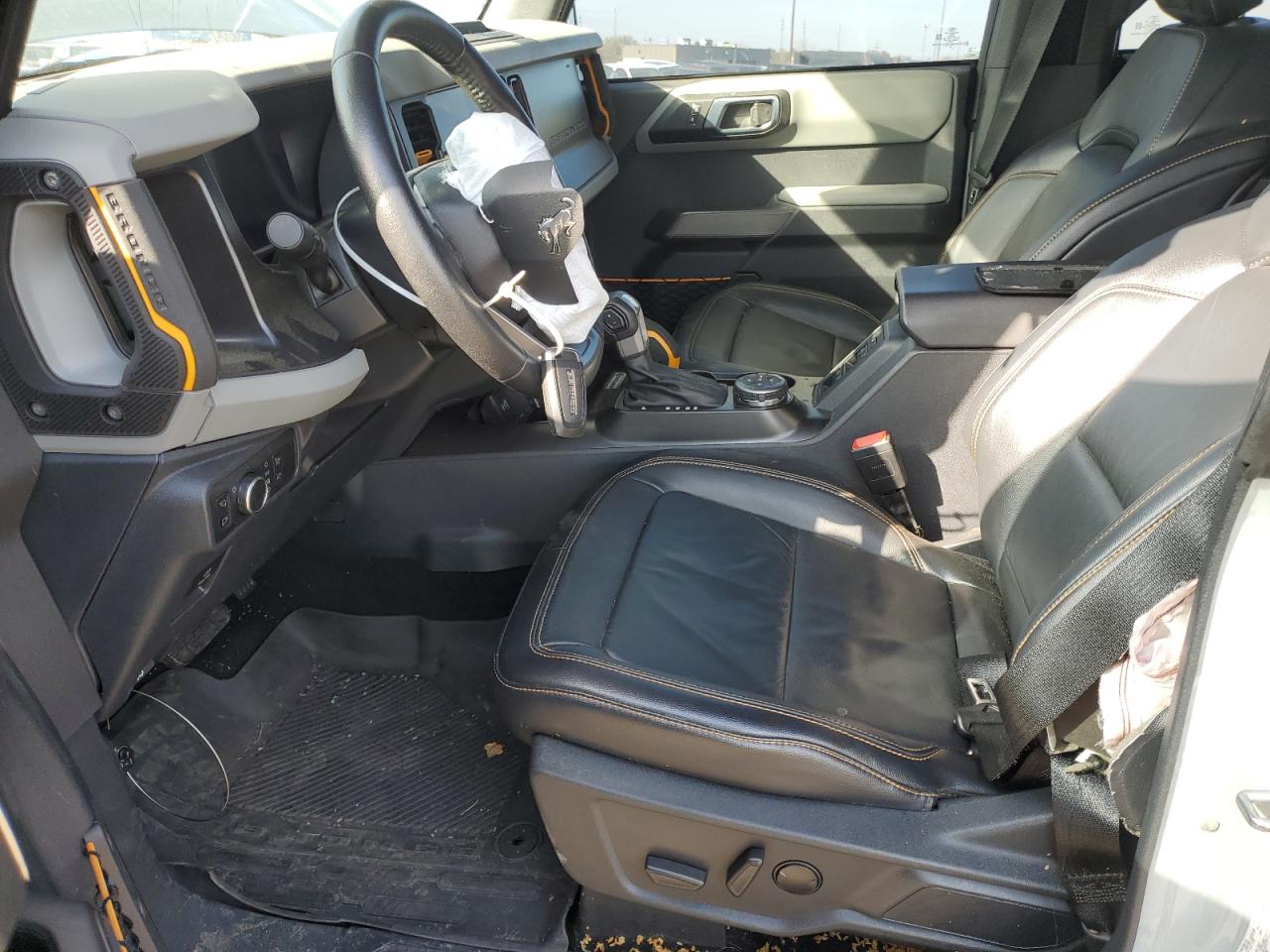 2022 Ford Bronco Base VIN: 1FMEE5DPXNLB20708 Lot: 93010725