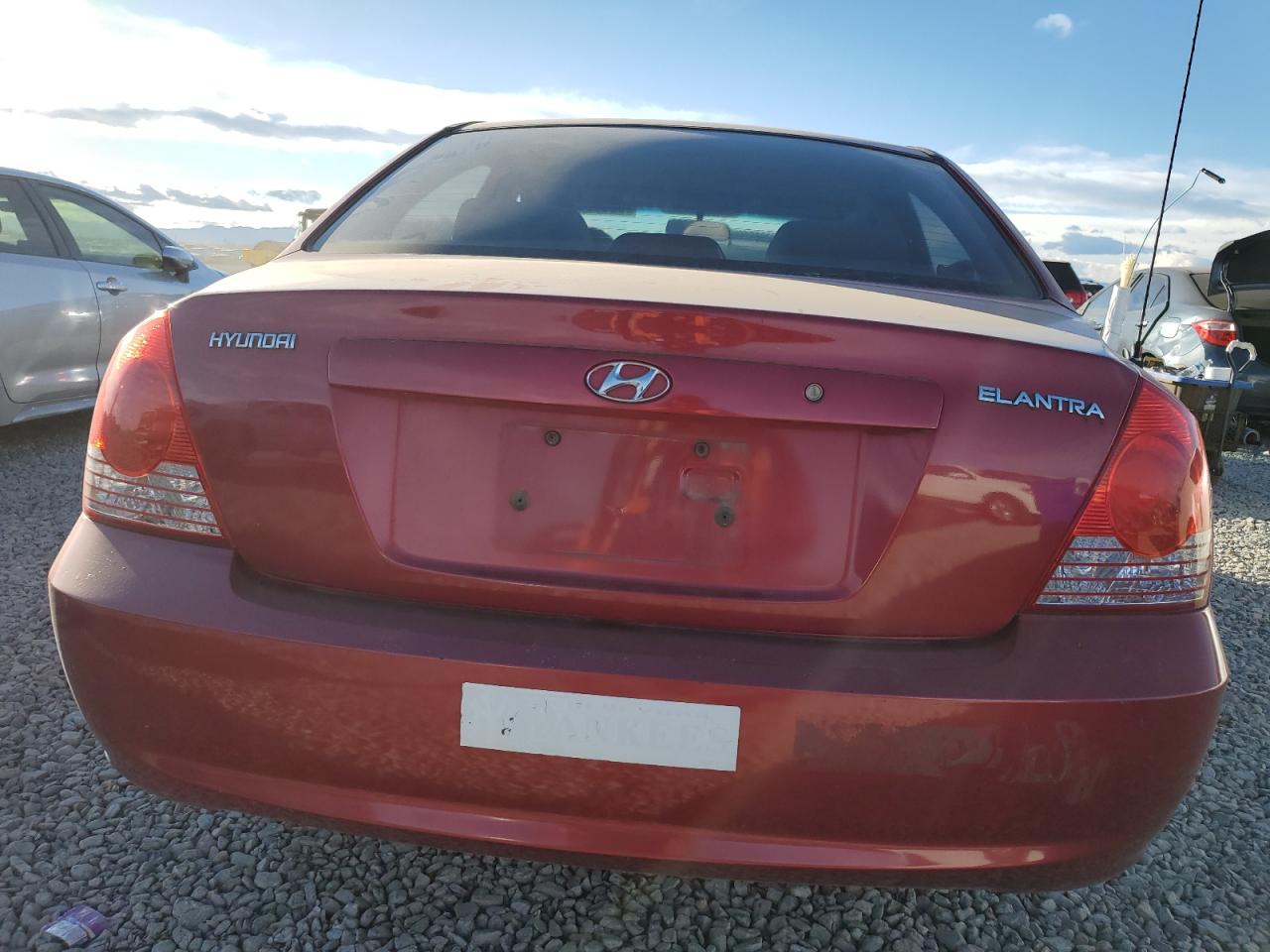 2004 Hyundai Elantra Gls VIN: KMHDN46D74U712701 Lot: 92993705