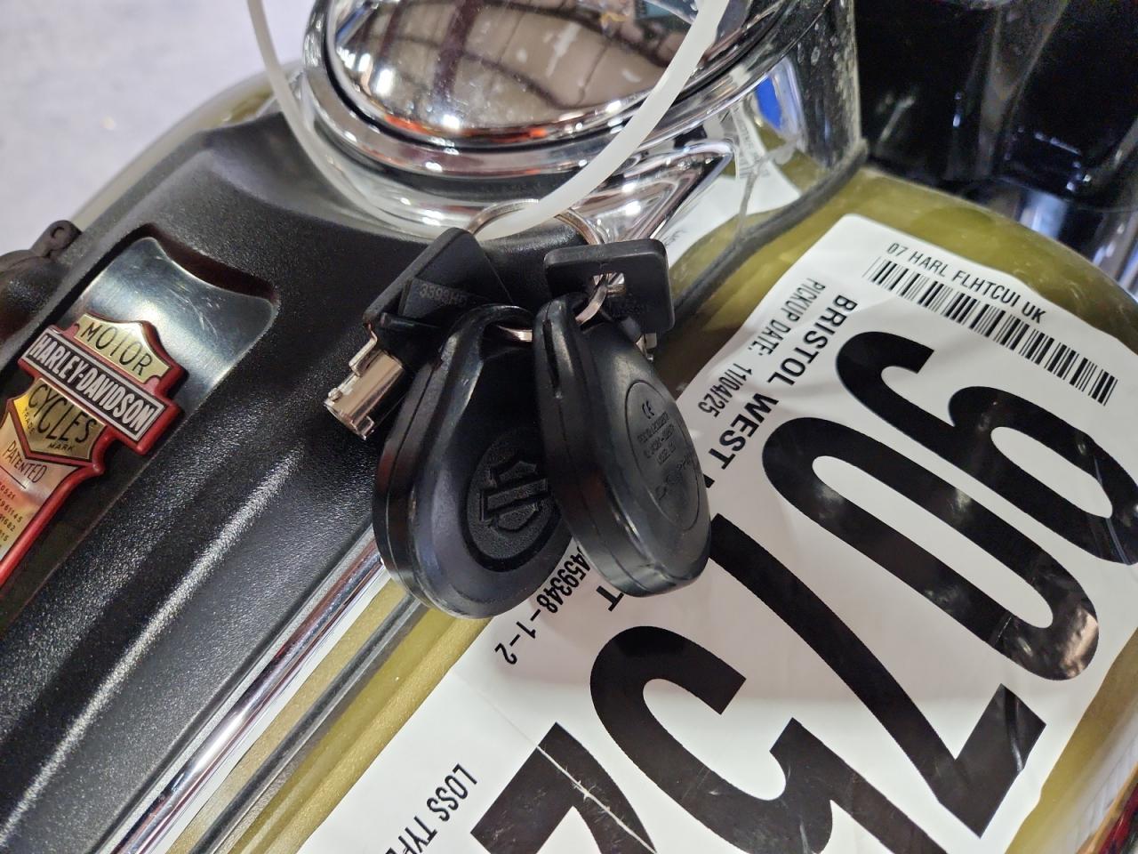 2007 Harley-Davidson Flhtcui VIN: 1HD1FC4147Y628158 Lot: 90752295