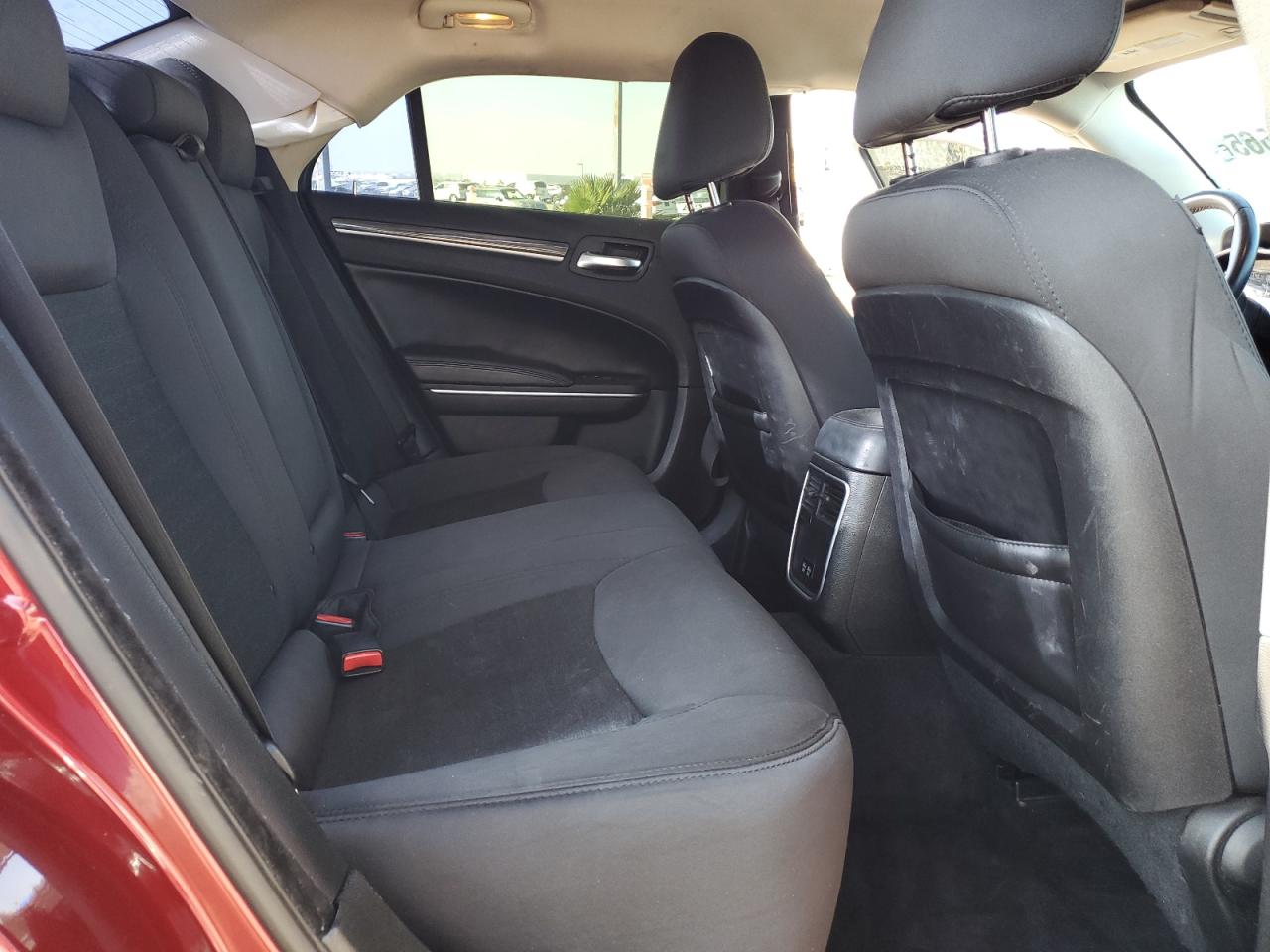 2018 Chrysler 300 Touring VIN: 2C3CCAAG9JH249811 Lot: 91271565