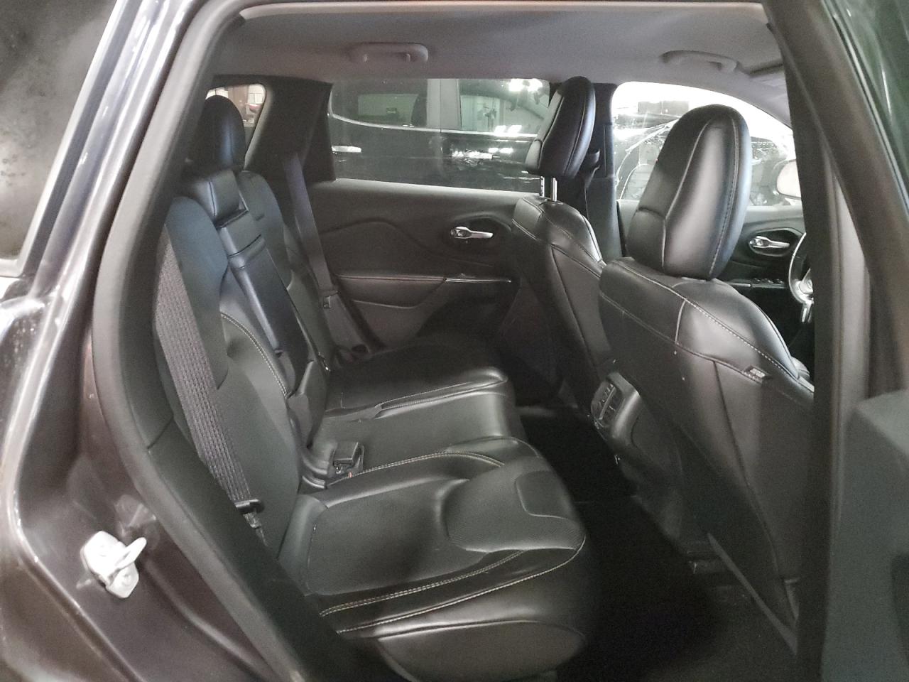 2015 Jeep Cherokee Limited VIN: 1C4PJMDS0FW649818 Lot: 92262305