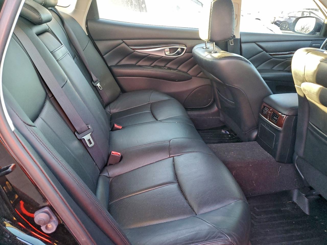 2015 Infiniti Q70L 3.7 VIN: JN1BY1PR2FM830561 Lot: 93735785